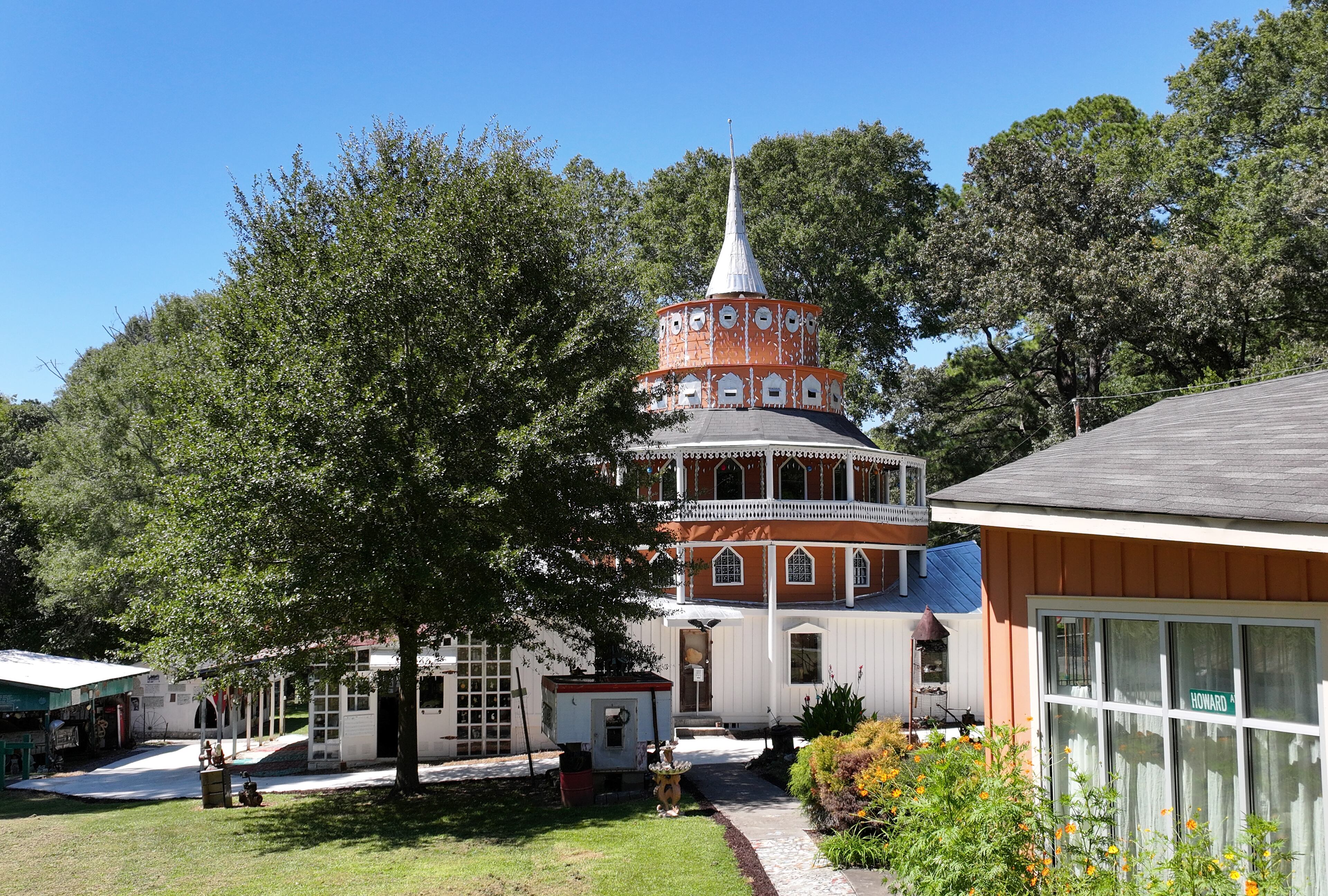 Howard Finster was a trailblazer in the folk/pop art world. Finster Fest is an annual festival that celebrates his legacy in Summerville.