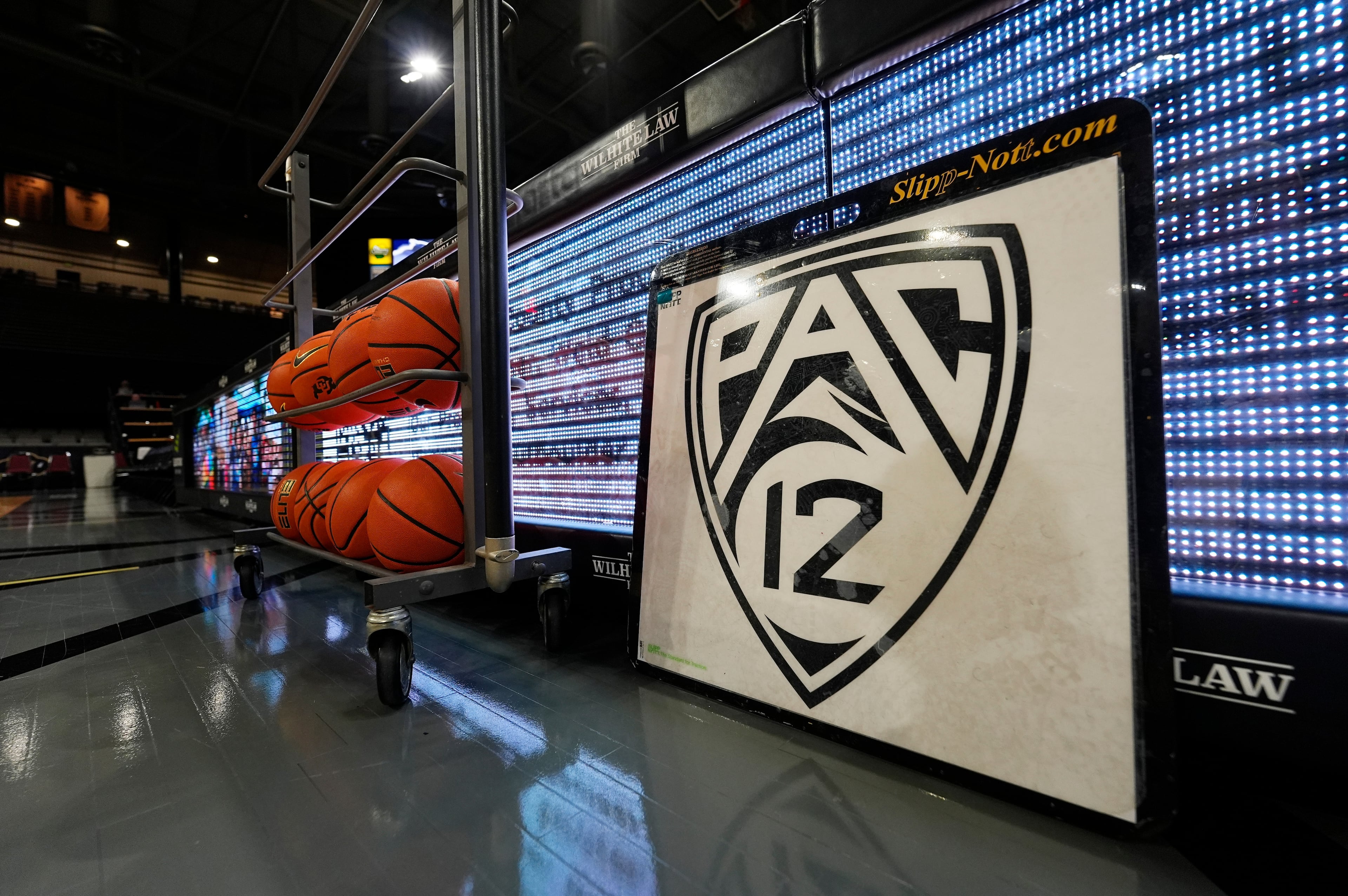 Pac-12 Mountain West Lawsuit Football