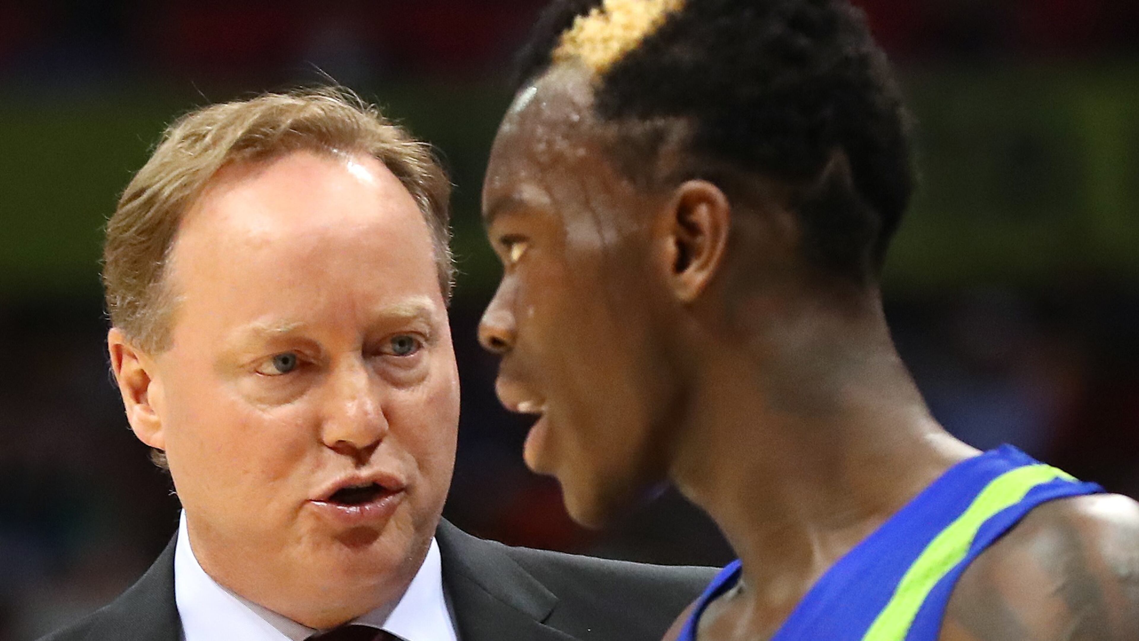 Atlanta Hawks head coach Mike Budenholzer speaks with guard Dennis Schroder benching him in the third quarter for the remainder of the game against the Golden State Warriors during a NBA basketball game on Monday, March 6, 2017, in Atlanta. Curtis Compton/ccompton@ajc.com