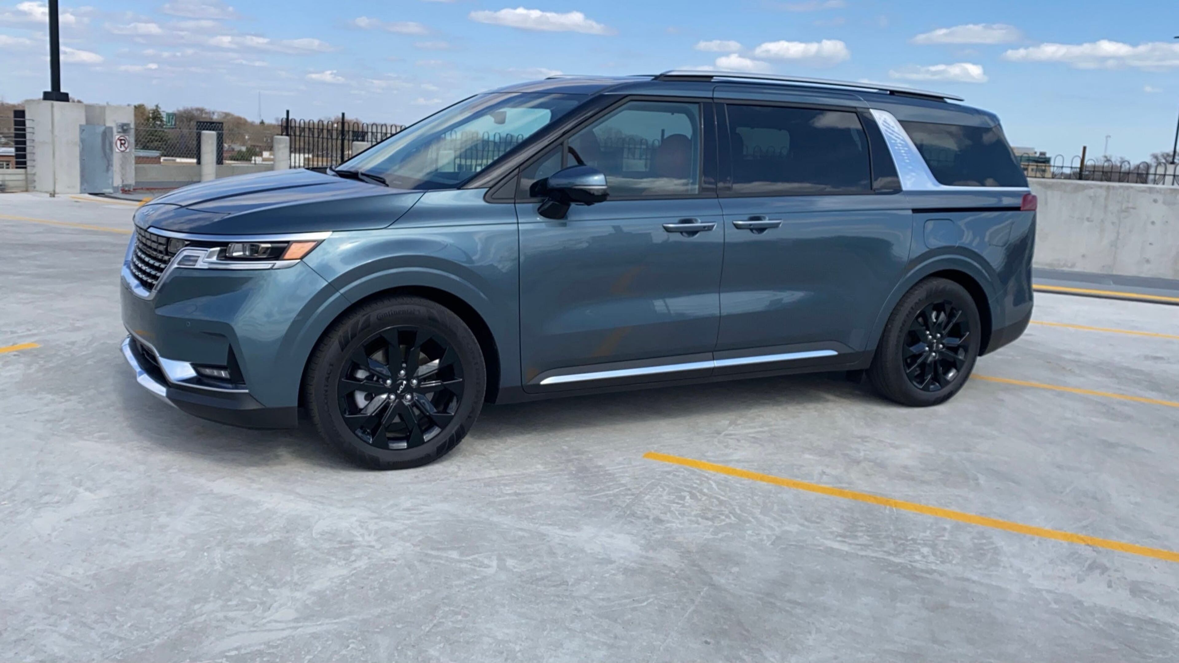 Minivans are on the road to a comeback and selling today for about 8% above sticker price while cars, trucks and SUVs sold for sticker price, according to a new report from Cox Automotive.