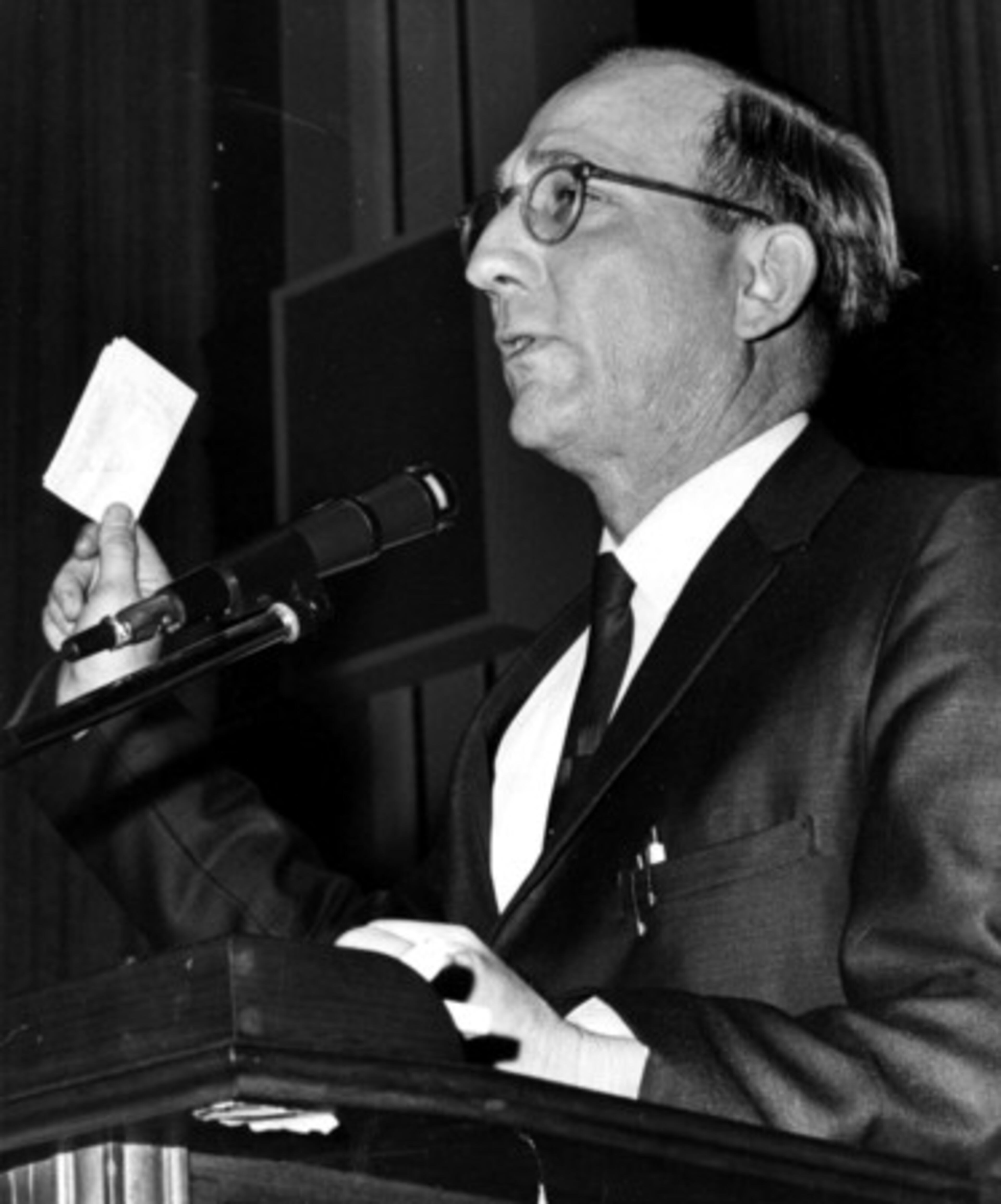 He began his career when segregation held the upper hand in state politics, and served as floor leader for segregationist Gov. Lester Maddow, who took office in 1967.