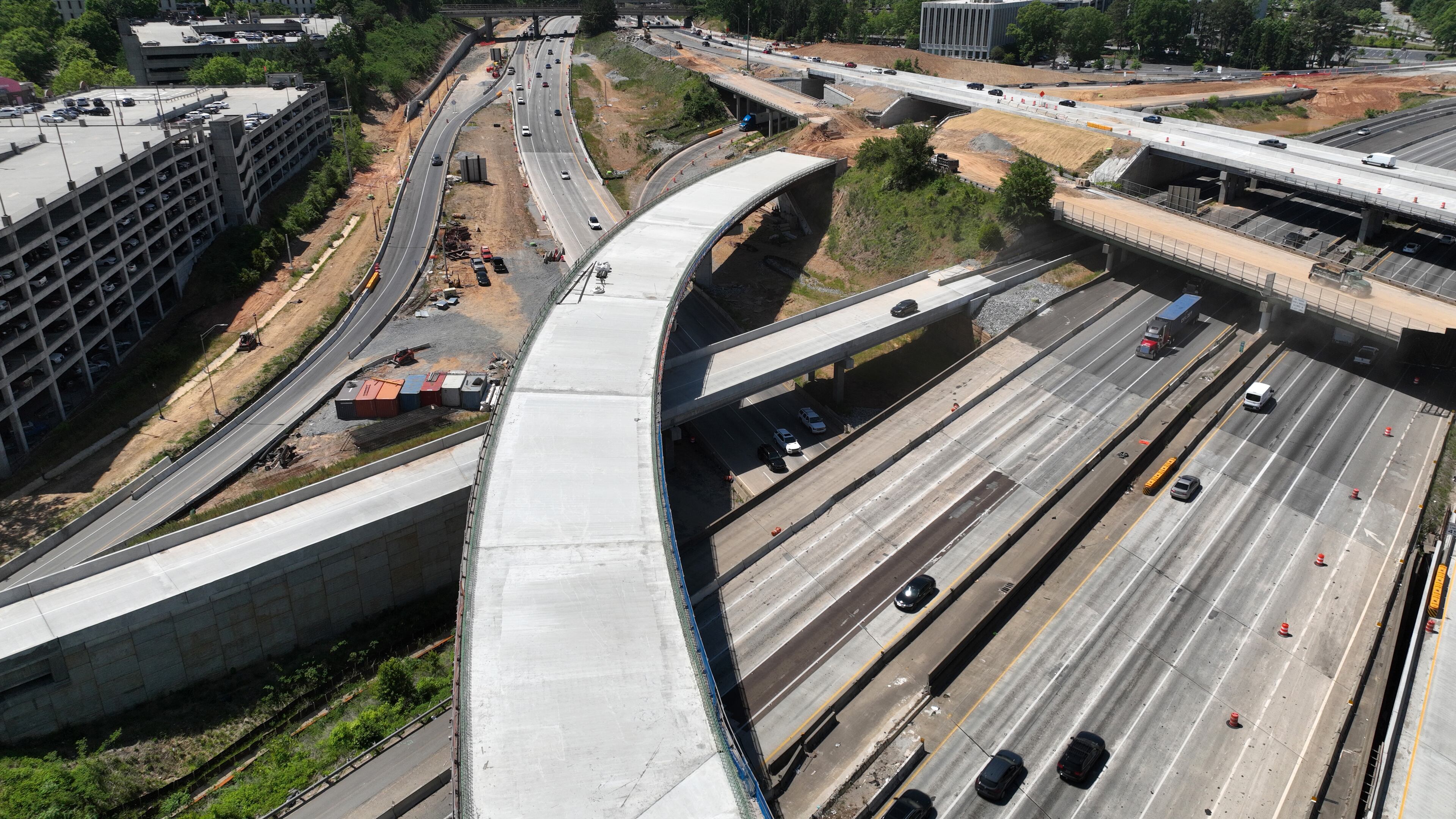 Aerial photo shows construction site of I-285 interchange at Ga. 400 in Sandy Springs on Tuesday. All northbound lanes on Ga. 400 will be closed at night in coming days as construction on the interchange continues. (Hyosub Shin / Hyosub.Shin@ajc.com)