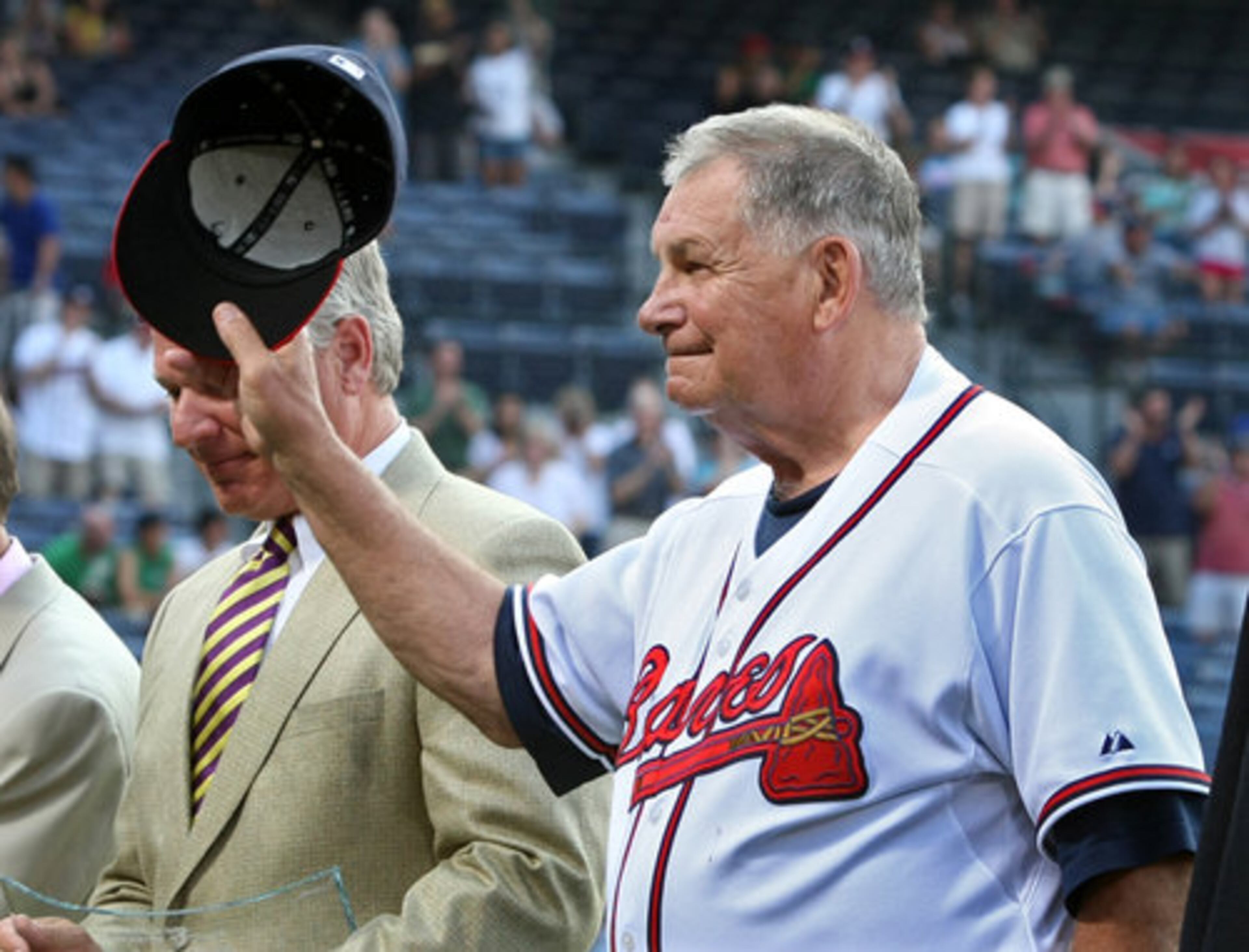 Braves manager Bobby Cox, who in June earned his 2,000th victory with the team, announced in September that 2010 will be his final season. Cox was in his 28th season as a big-league skipper and his 24th year with the Braves.