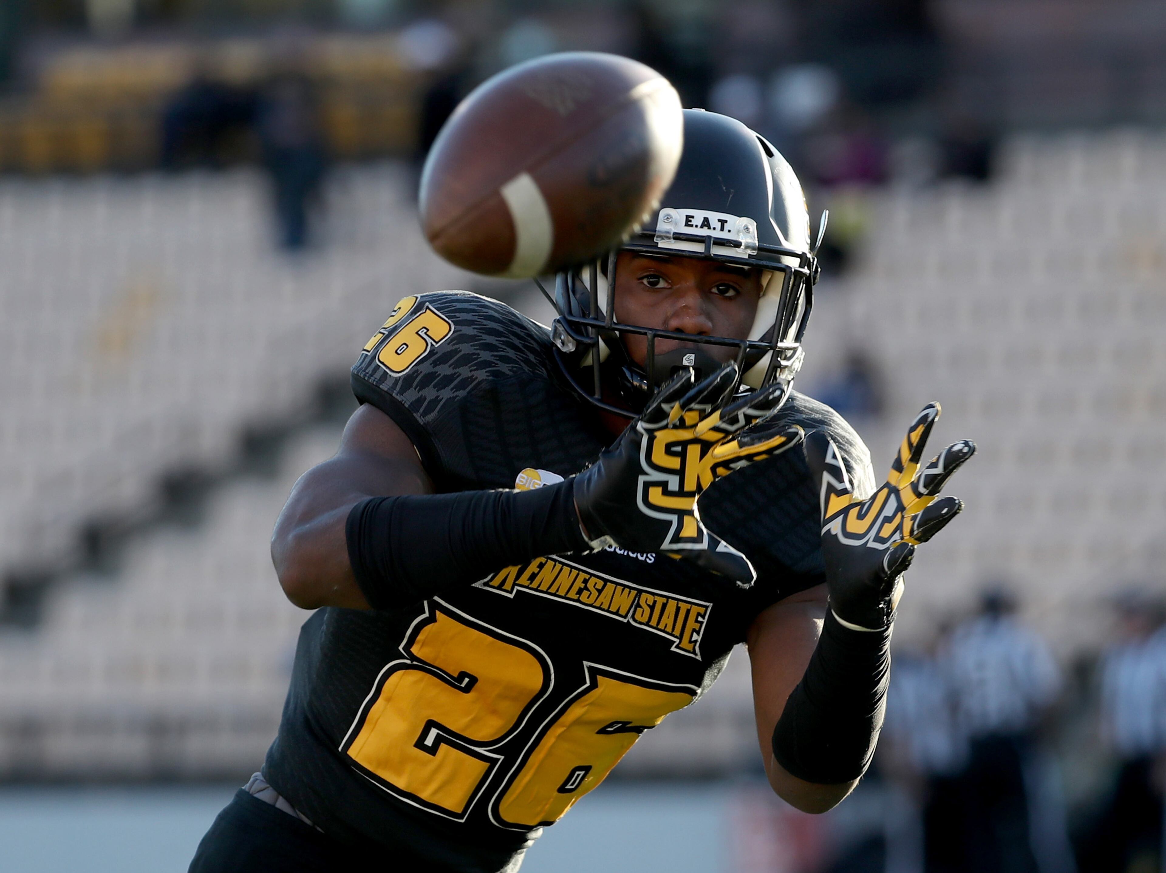 March 22, 2019 - Kennesaw, Ga: Kennesaw State Owls linebacker Demetrius Pettway (26) catches a pass during warm-ups before their spring football game at Fifth Third Bank Stadium Friday, March 22, 2019 in Kennesaw, Ga.. (JASON GETZ/SPECIAL TO THE AJC)