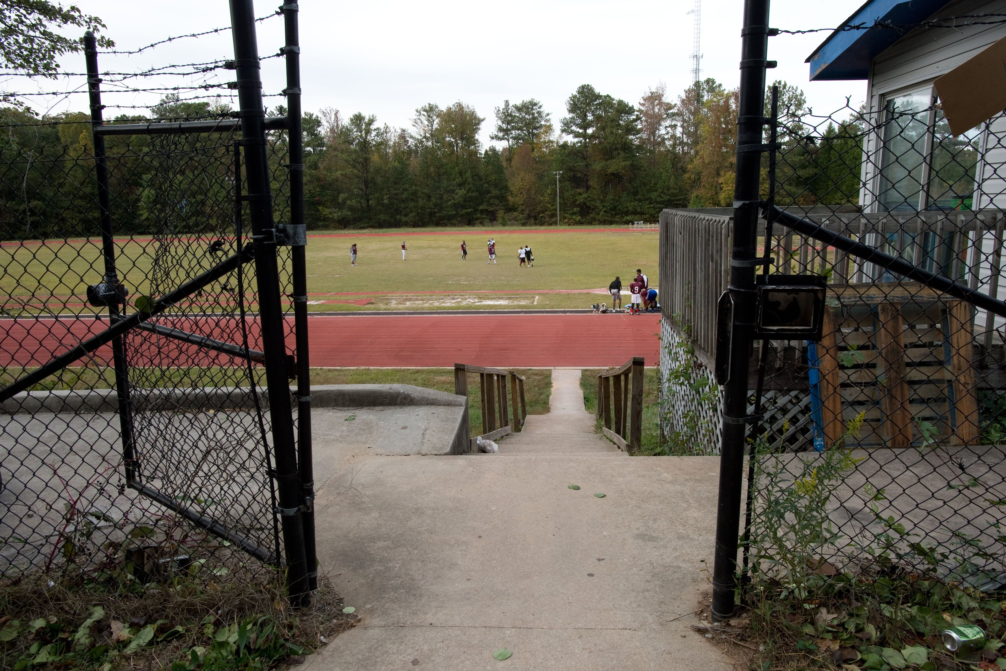 Southwest Atlanta Christian football players practice at South Training Center field. HYOSUB SHIN / HSHIN@AJC.COM