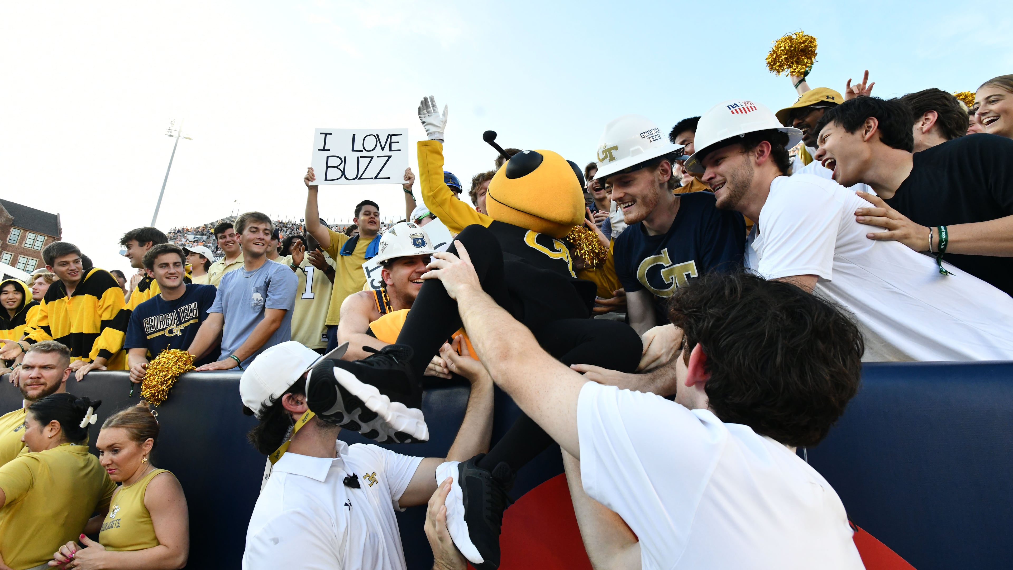 Buzz entertains fans before Georgia Tech home gains against Tennessee in an NCAA college football game at Bobby Dodd Stadium on Saturday, Sept. 12, 2026, in Atlanta. (Hyosub Shin/AJC)