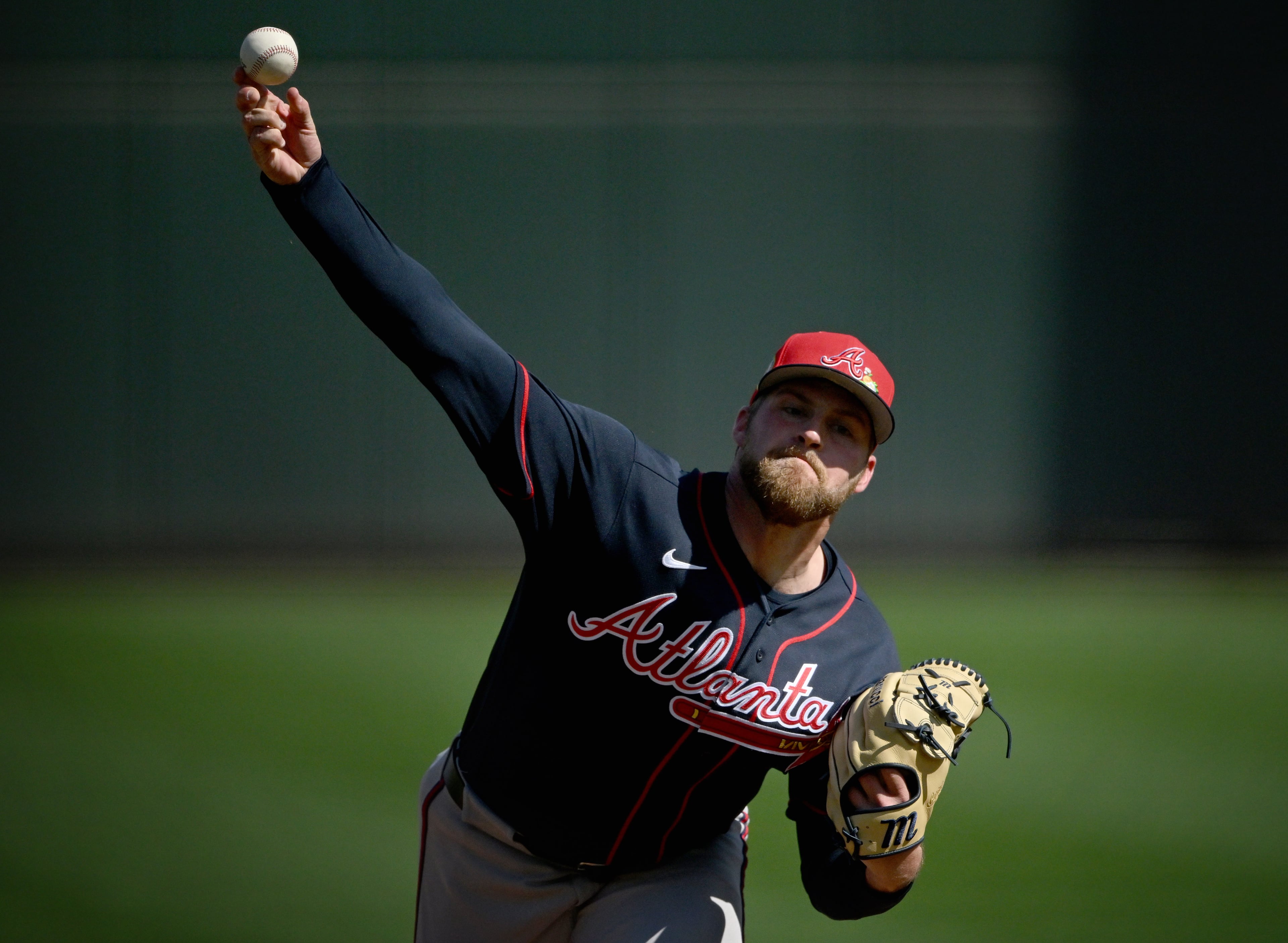 Atlanta Braves pitcher Bryce Elder throws a live batting practice session during spring training workouts at CoolToday Park, Saturday, Feb. 14, 2026, in North Port, Fla. (Hyosub Shin/AJC)
