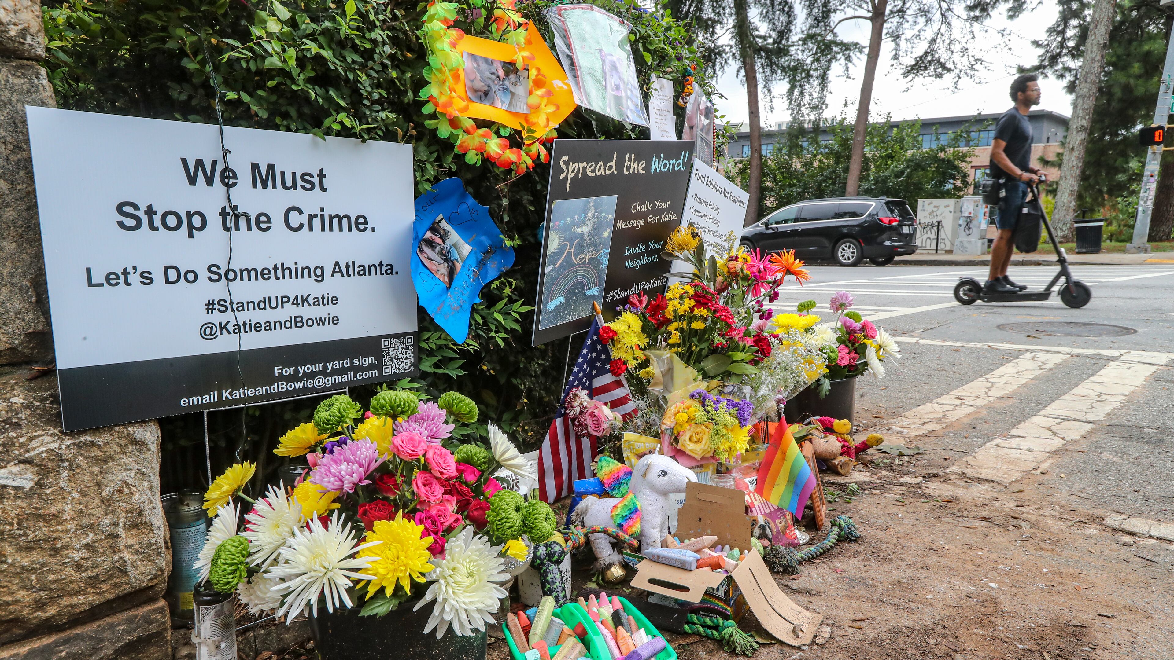 August 20, 2021 Atlanta: A memorial to Katherine Janness at the 10th Street entrance to Piedmont Park as seen on Friday, Aug. 20, 2021. (John Spink / John.Spink@ajc.com)