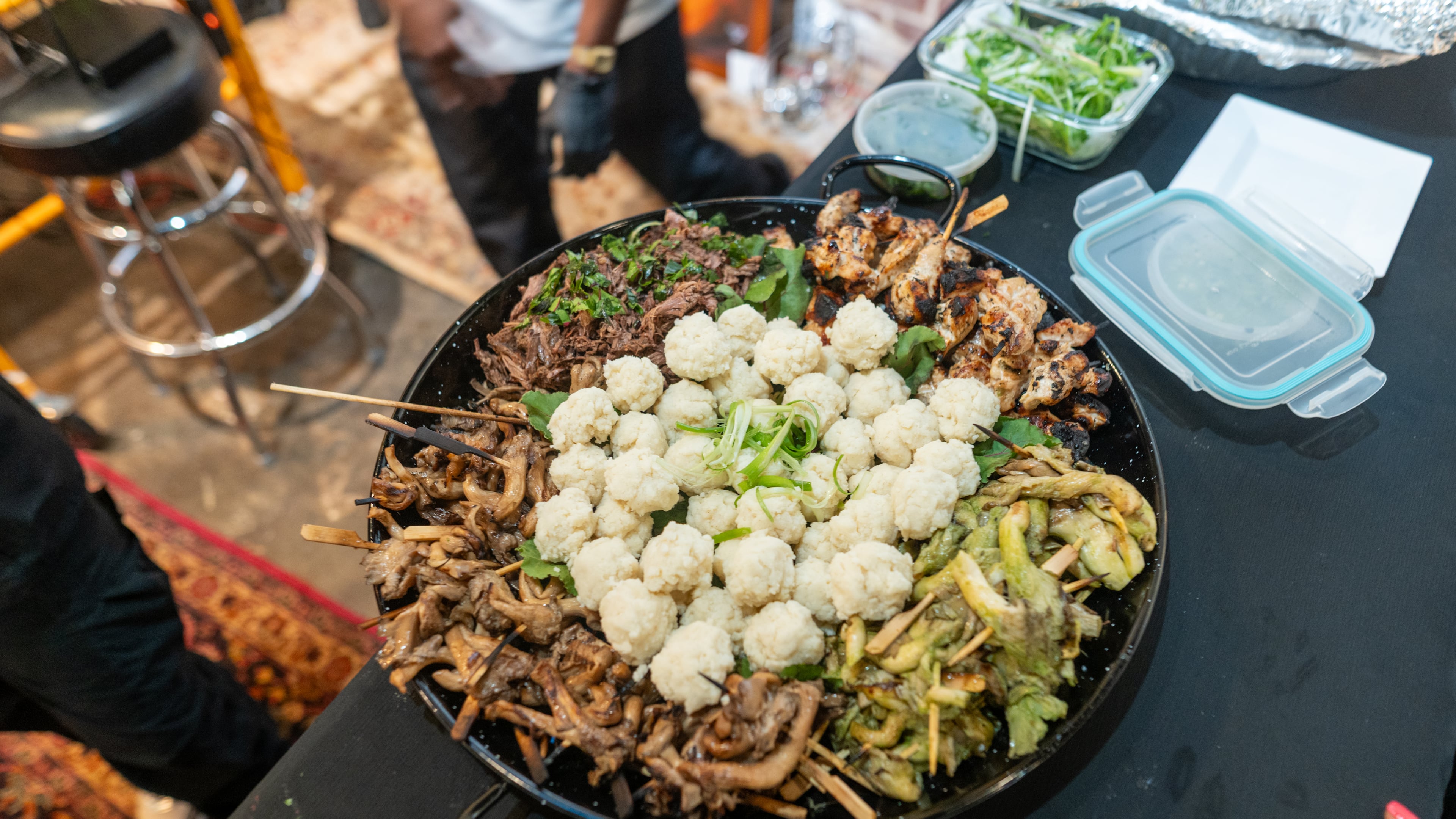 Ruma Kashoro's first Mix & Simmer pop-up was focused on Tanzania, where Kashoro's family is from. (Courtesy of Olive Norman & Visage Temps)