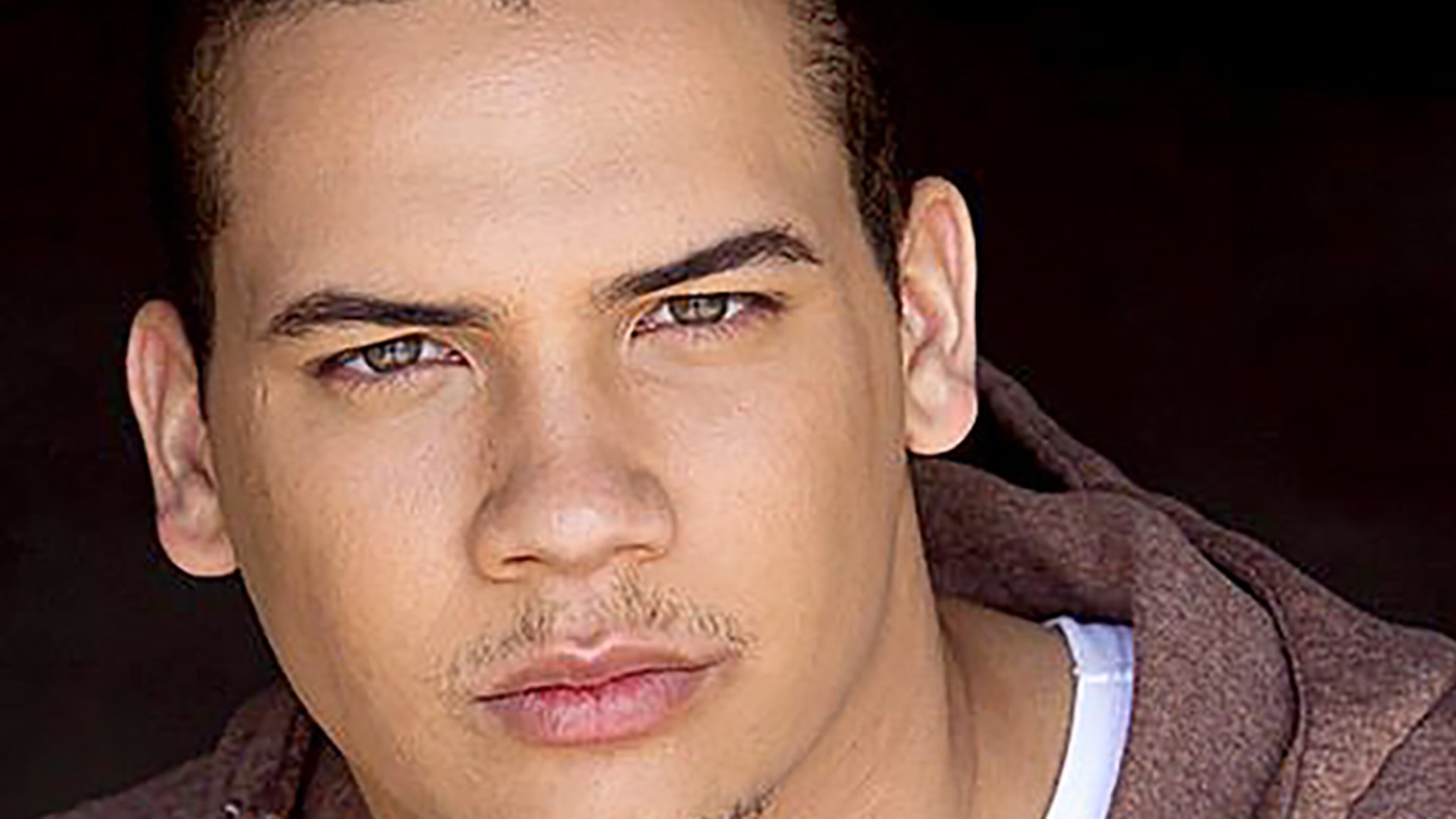 The editor of the online news site The Daily Beast said her adult son was targeted by Atlanta police officers as he attempted to sell a laptop computer he advertised on Craigslist. But officers were only acting on a tip that the laptop may have been stolen, an APD spokeswoman said Monday.