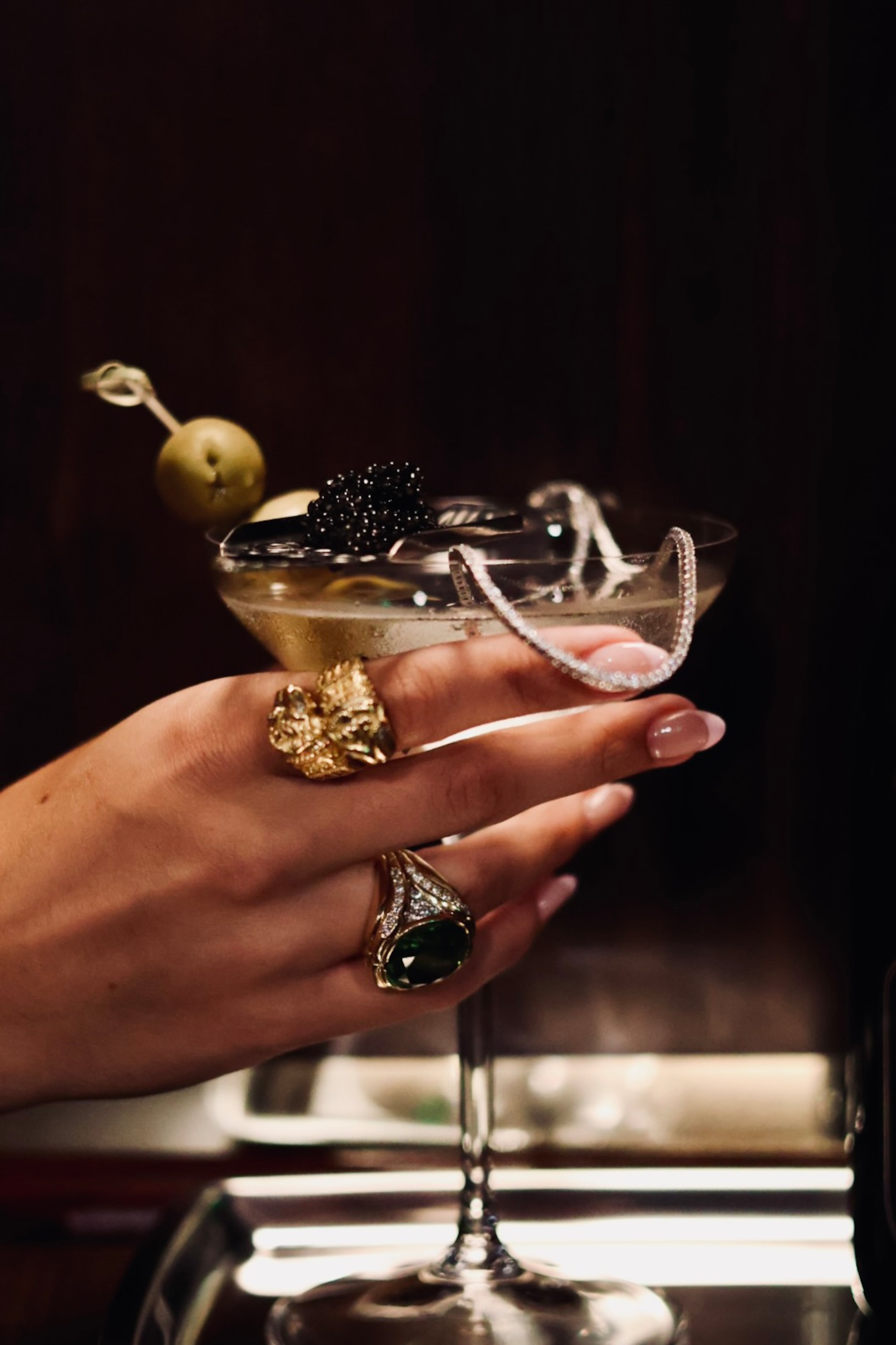 The 5-carat, natural diamond tennis necklace from Solomon Brothers Jewelers has an appraisal value of more than $11,000. (Courtesy of Solomon Brothers & Roaring Social)