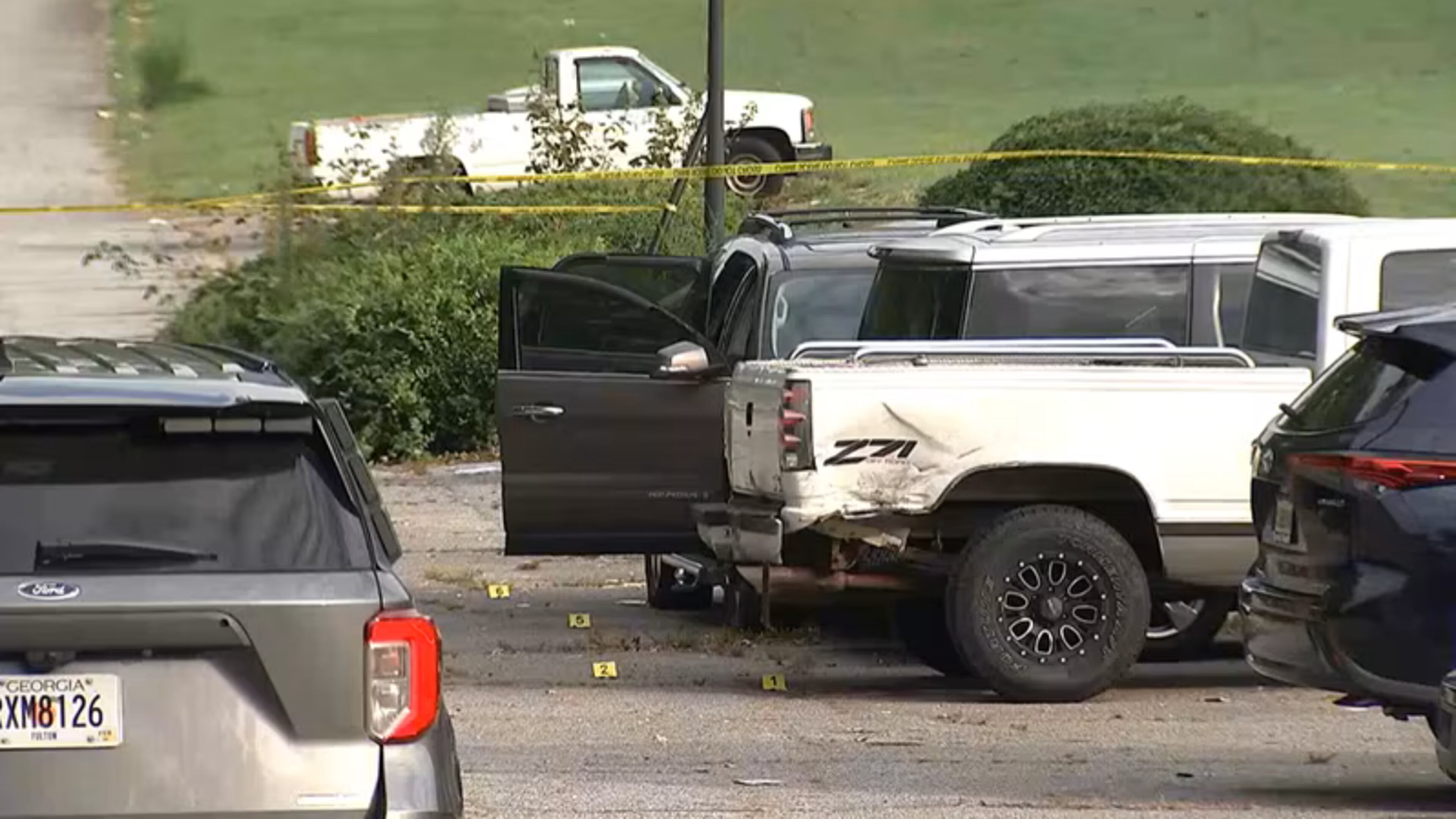 South Fulton officers were called to the Camelot Condominiums on Old National Highway, where they found 39-year-old Wendell Lowe with gunshot wounds. He did not survive.