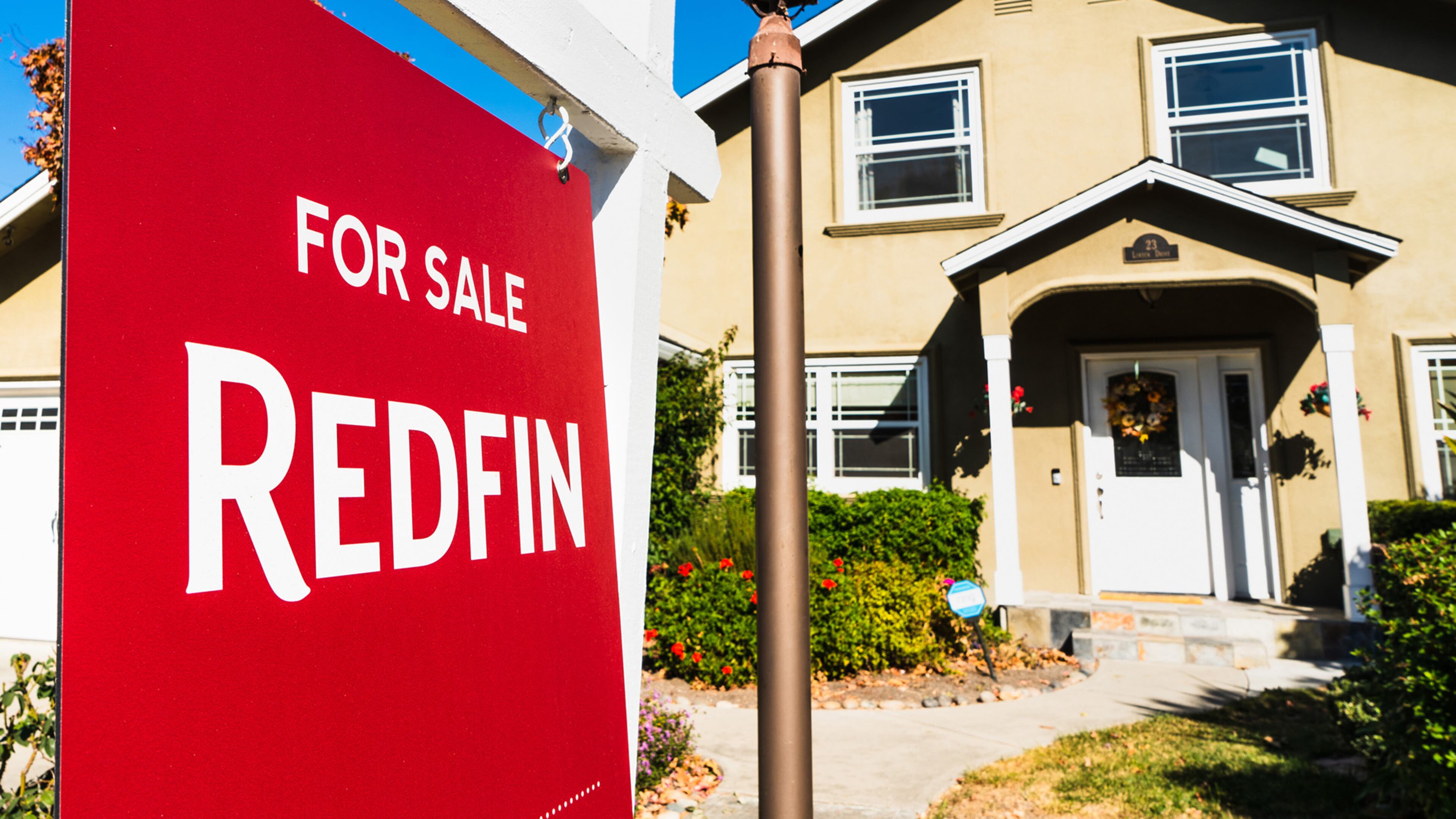 Redfin made its name as a brokerage for homebuying. Now it is acquiring RentPath, to extend its reach into apartments and home rentals. (Dreamstime/TNS)