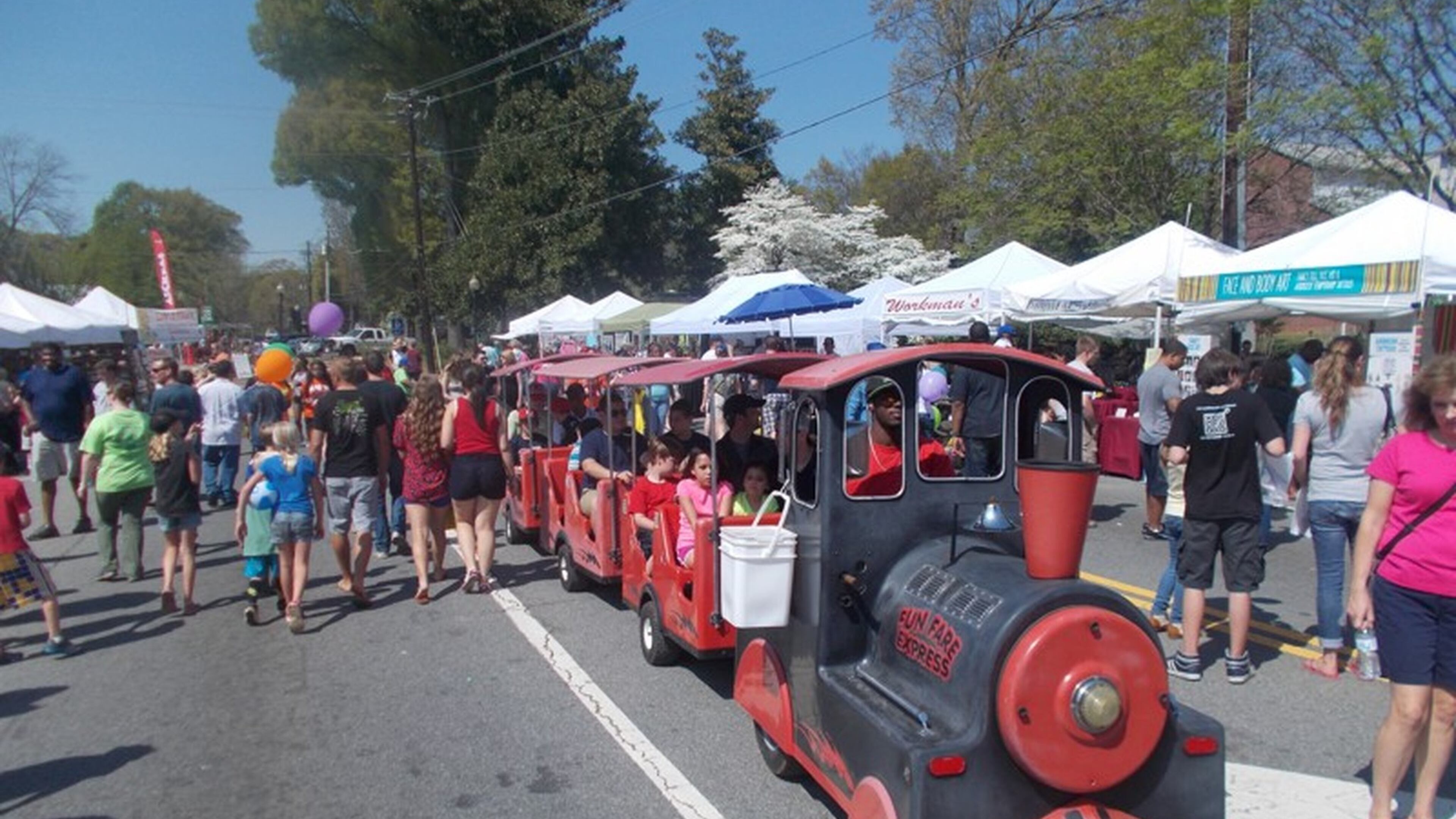 Kids can enjoy a train ride at downtown Kennesaw’s Big Shanty Festival. FILE PHOTO