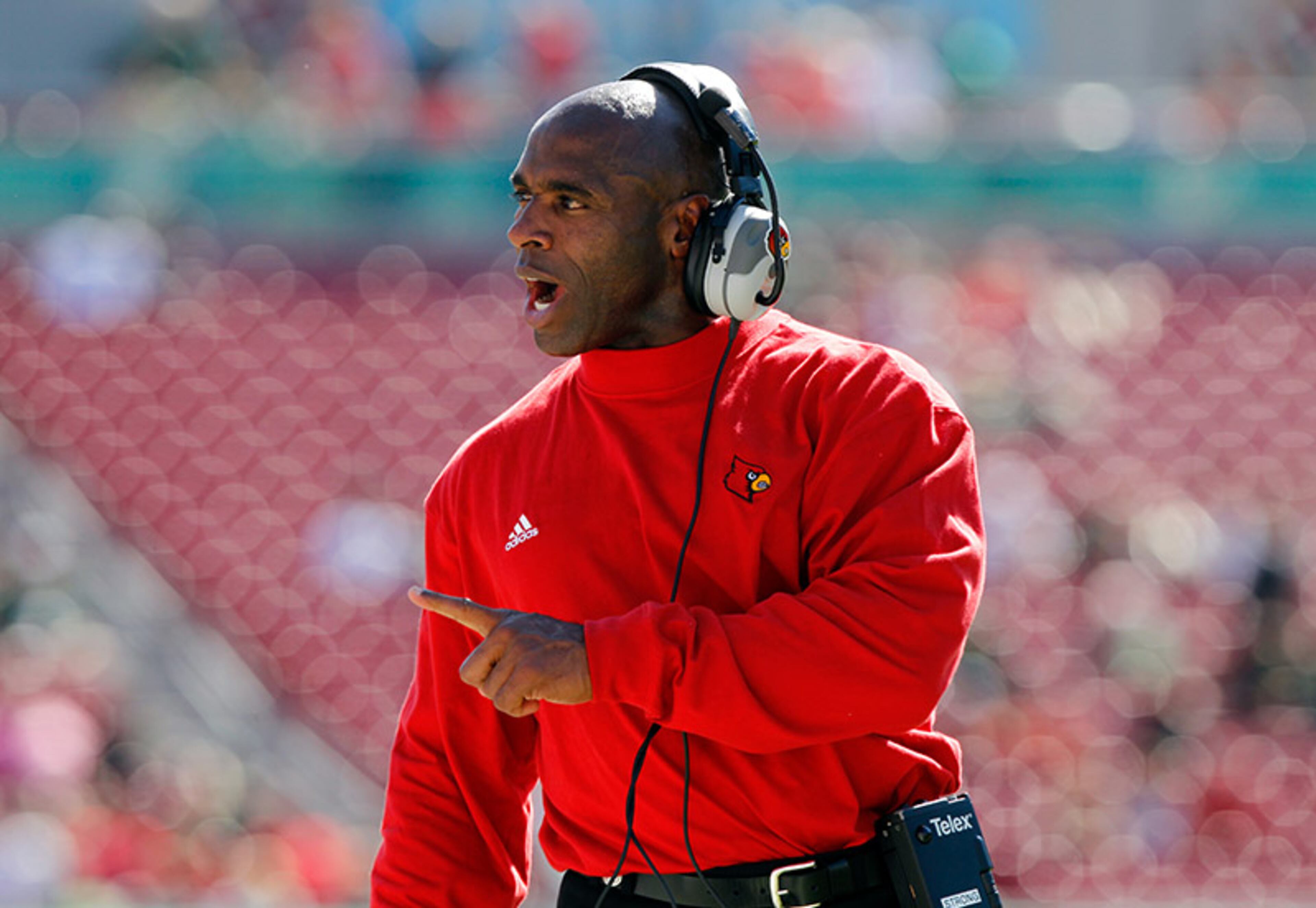 10. Charlie Strong, Louisville: After a win in the 2013 Sugar Bowl, Louisville gave its three-year coach a raise that would make him the highest paid head coach outside the SEC, Big 12 and Big Ten conferences. Strong will make $3,738,500 in 2013.