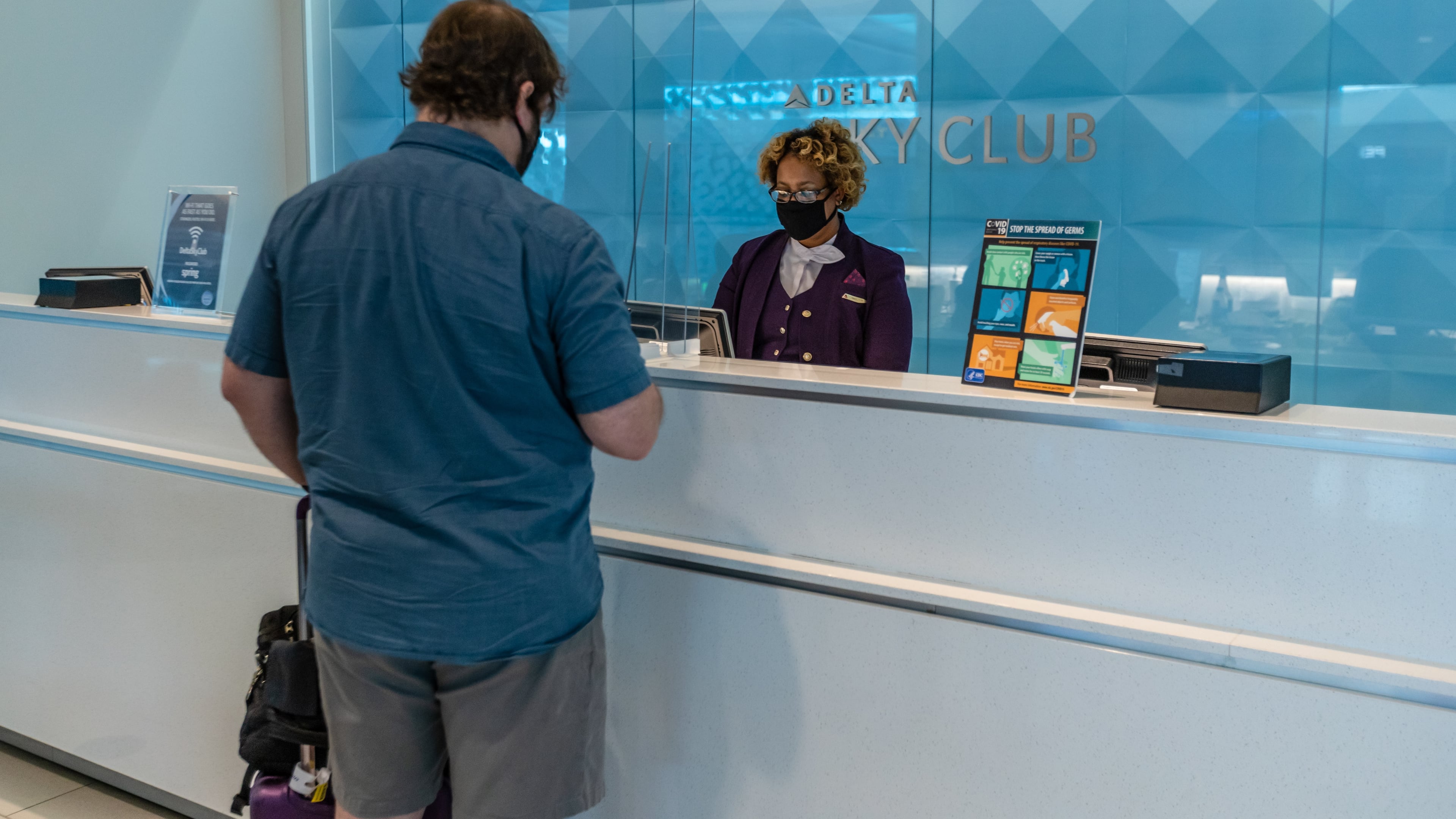 Delta Sky Club check-in. Source: Delta