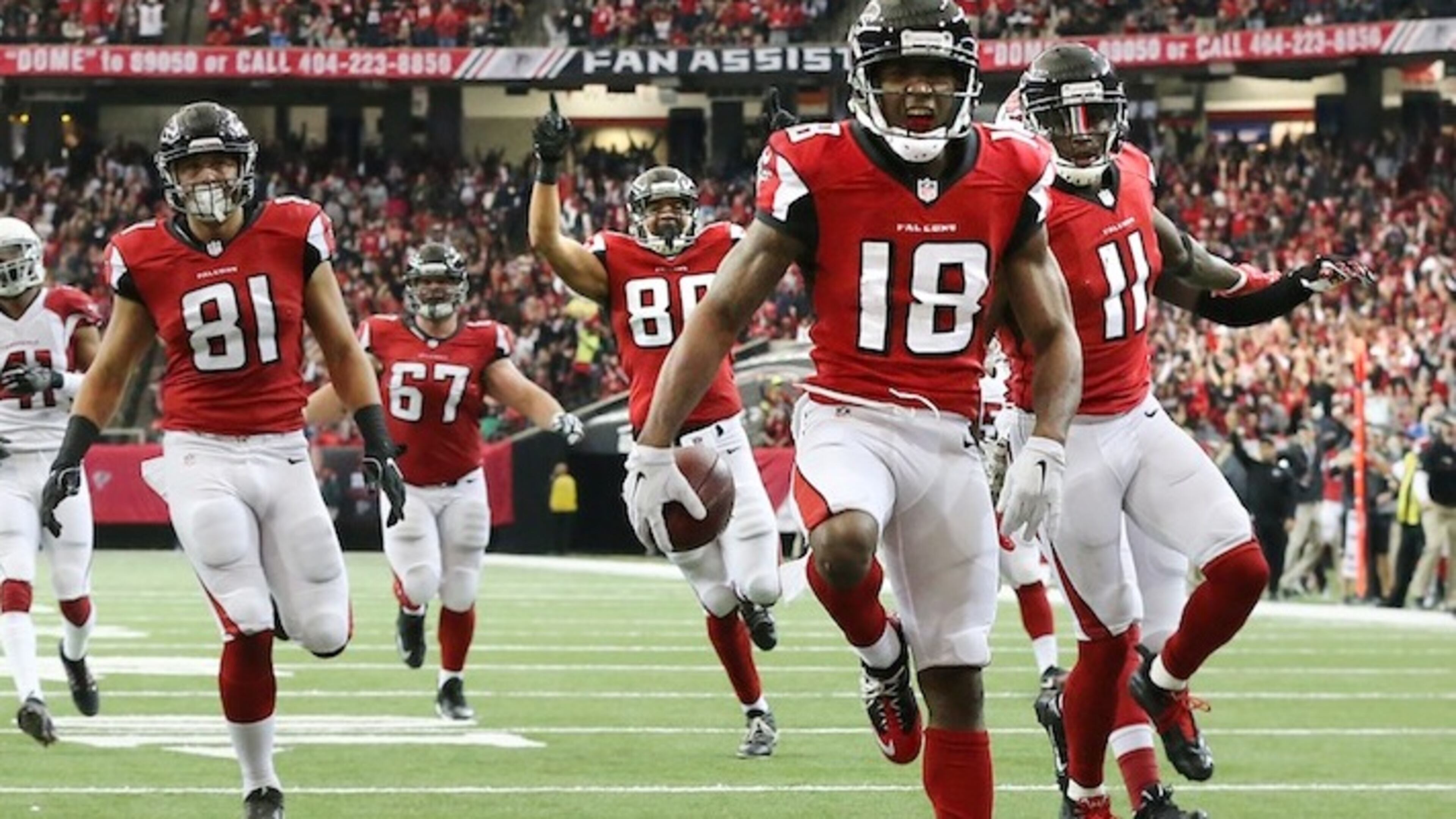 Falcons wide receiver Taylor Gabriel scores a 35-yard touchdown against the Cardinals for a 17-10 lead during the second quarter in an NFL football game on Sunday, Nov. 27, 2016, in Atlanta. Curtis Compton/ccompton@ajc.com