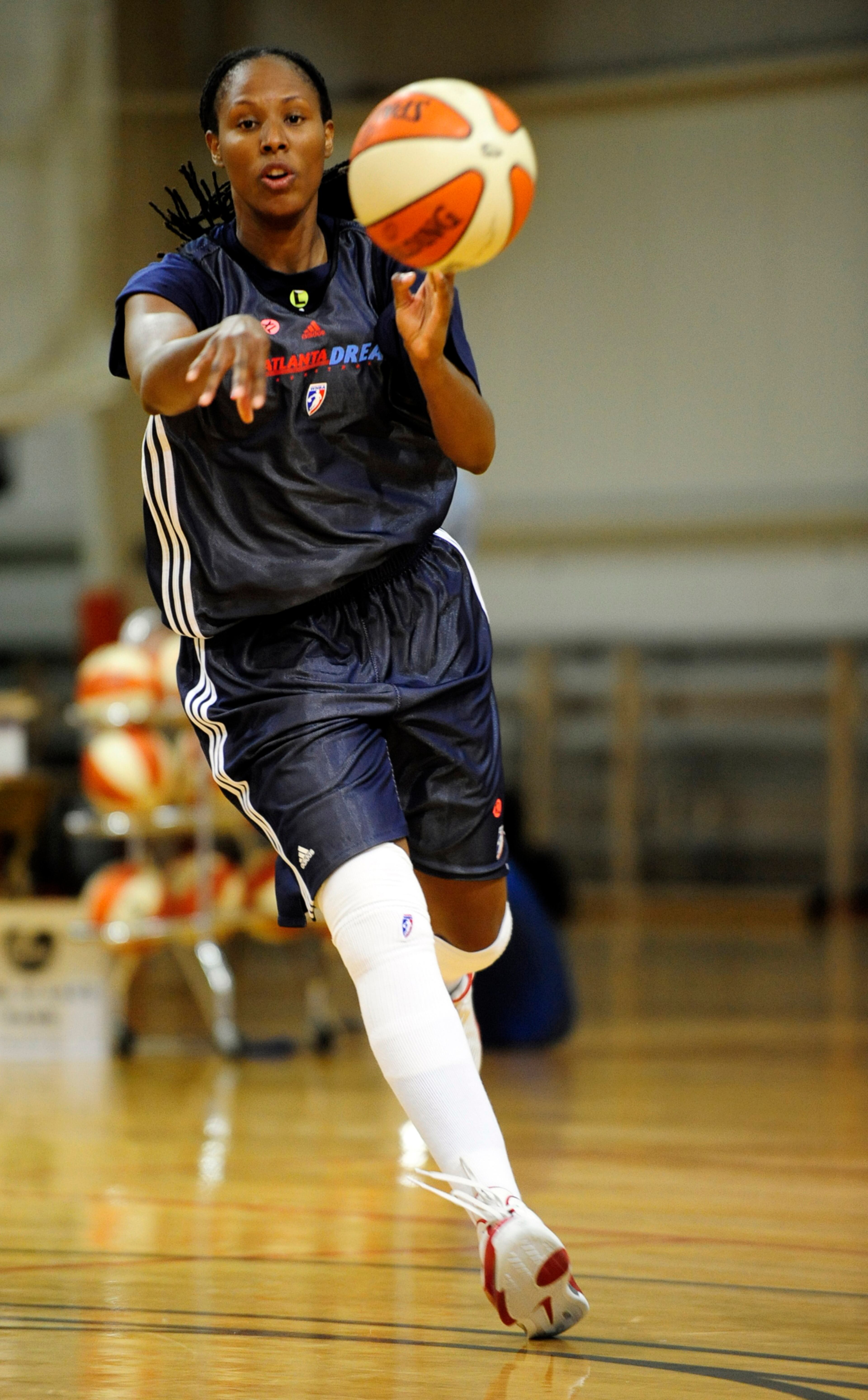 Holdsclaw practices with her Atlanta Dream teammates in 2009 in Suwanee, Ga.