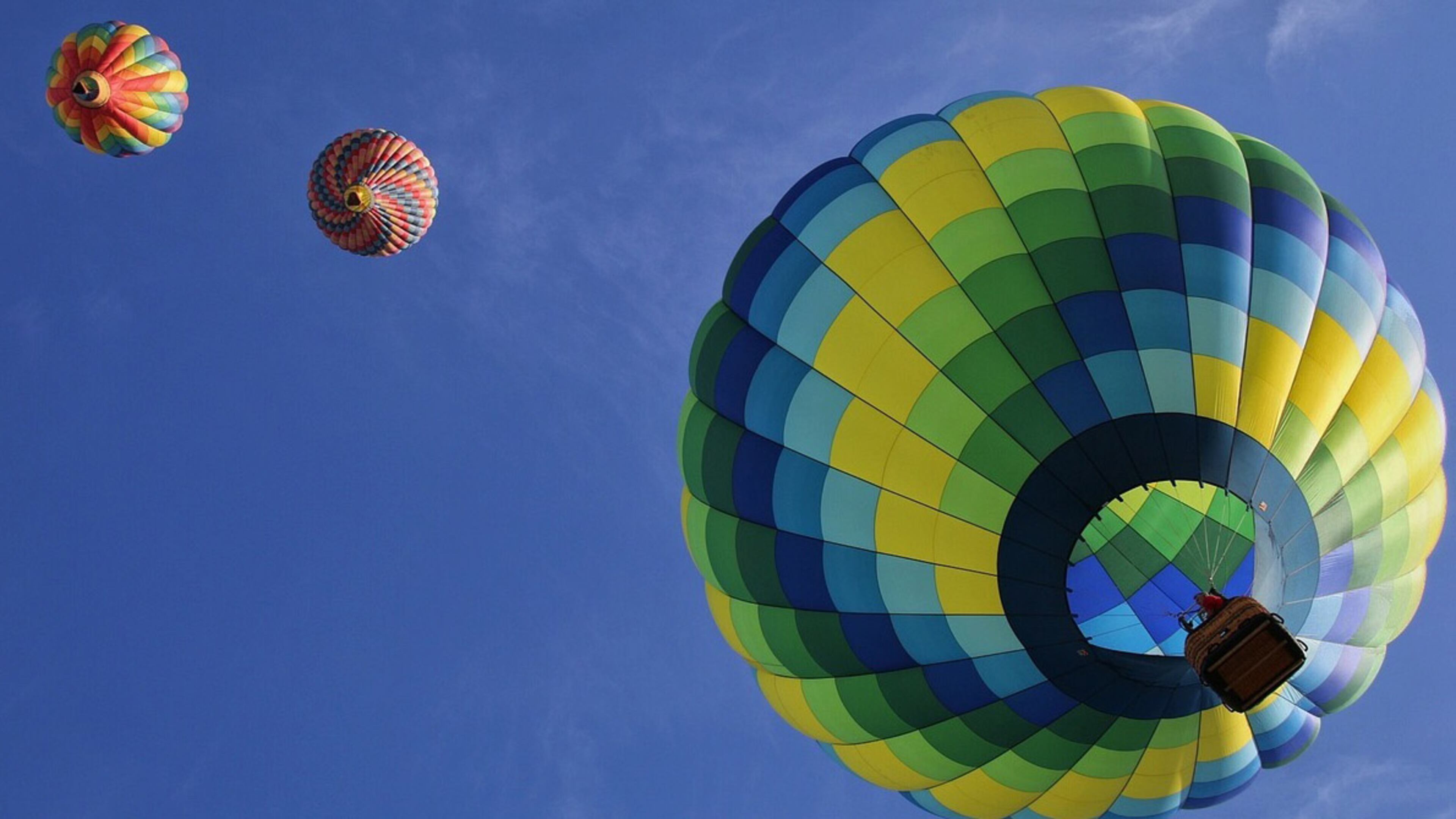 A hot air balloon, similar to the ones pictured here, amde a hard landing at a festival in Missouri Saturday evening, scaring spectators and injuring a young girl.