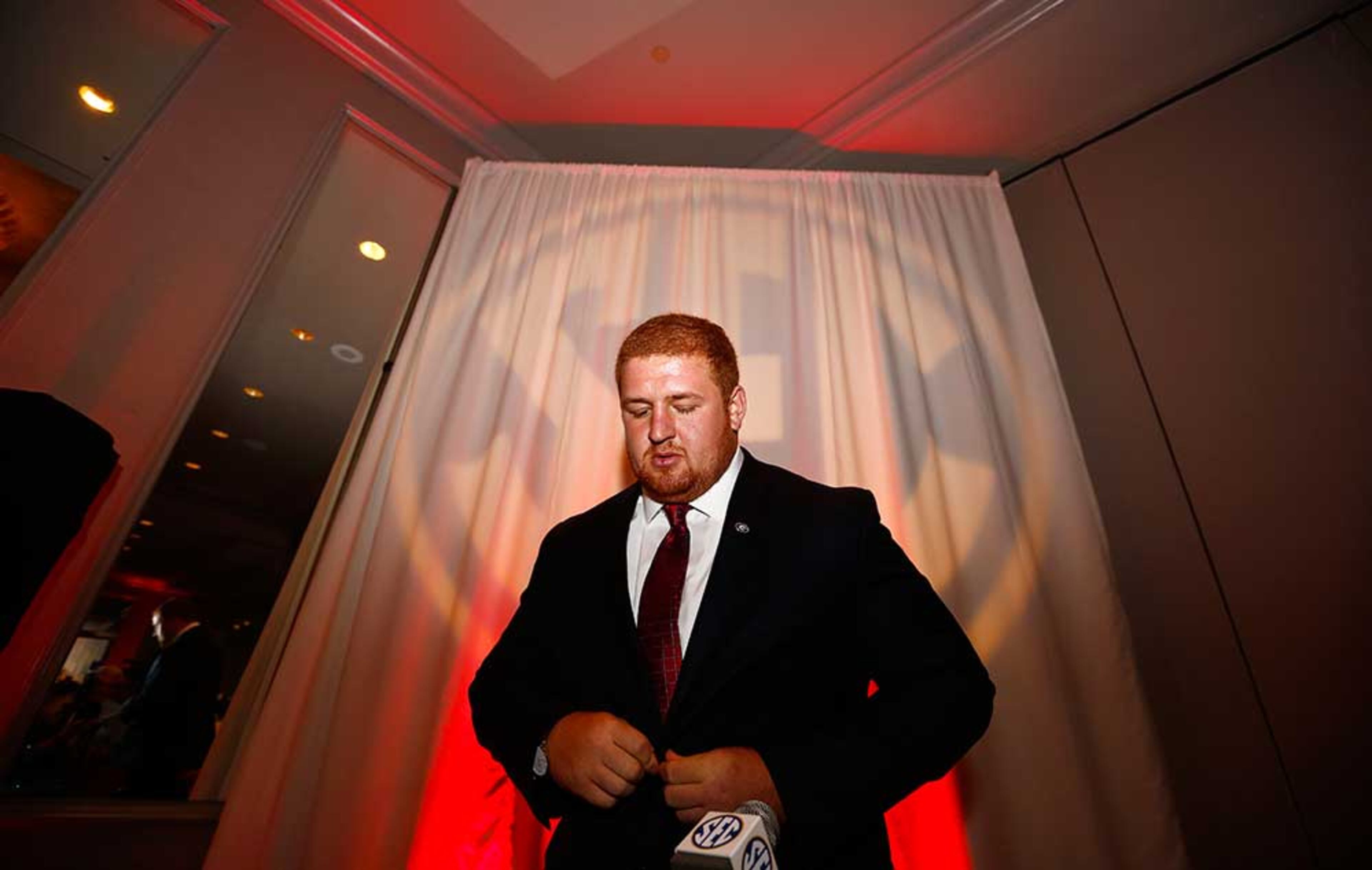 .... offensive lineman Brandon Kublanow, a native of Marietta and a graduate of Walton High, ....