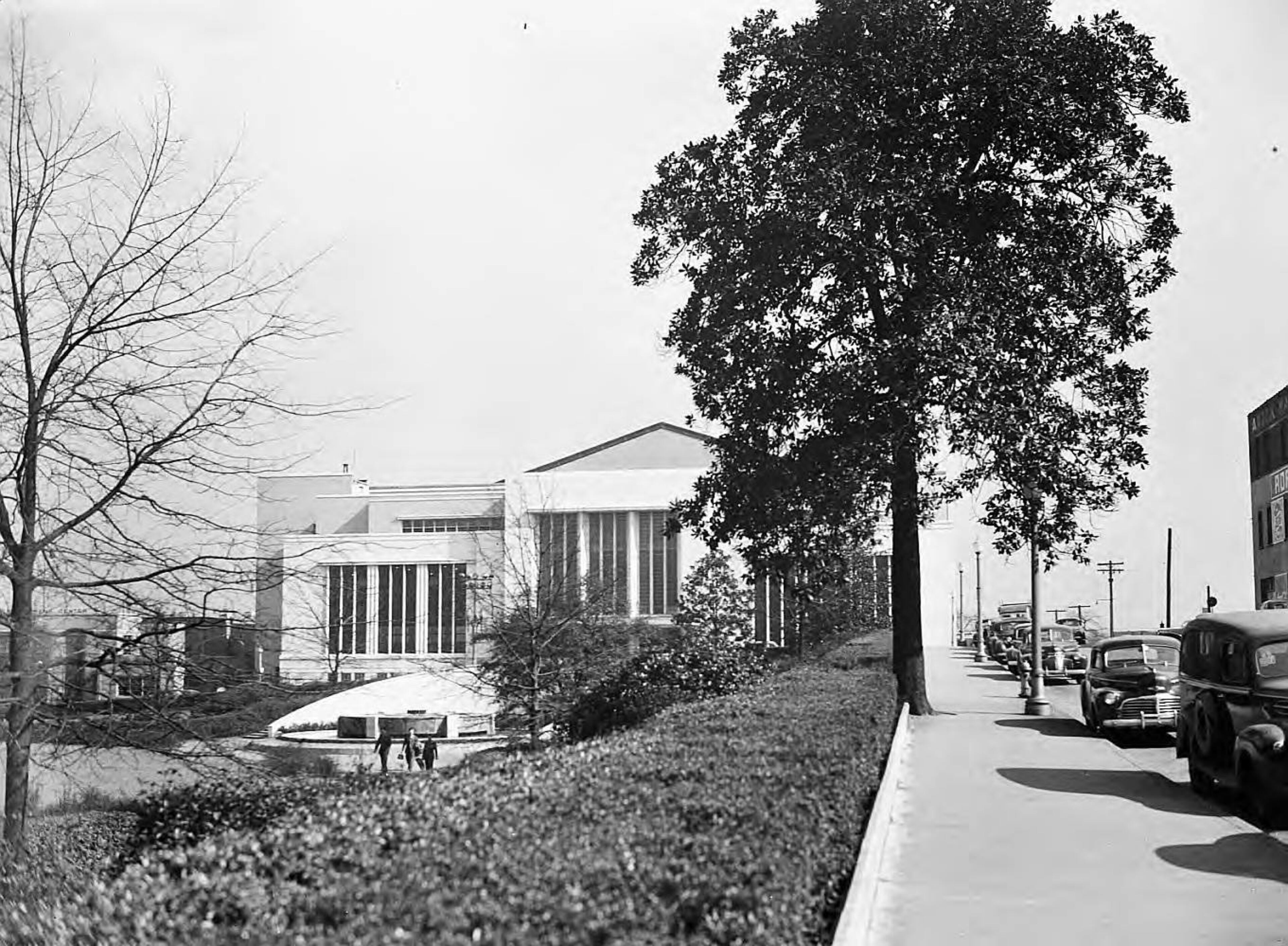 Atlanta Municipal Auditorium in 1944. The auditorium is now Georgia State University's Dahlberg Hall at Courtland and Gilmer. LBGPF3-047b, Lane Brothers Commercial Photographers Photographic Collection, 1920-1976. Photographic Collection, Special Collections and Archives, Georgia State University Library.