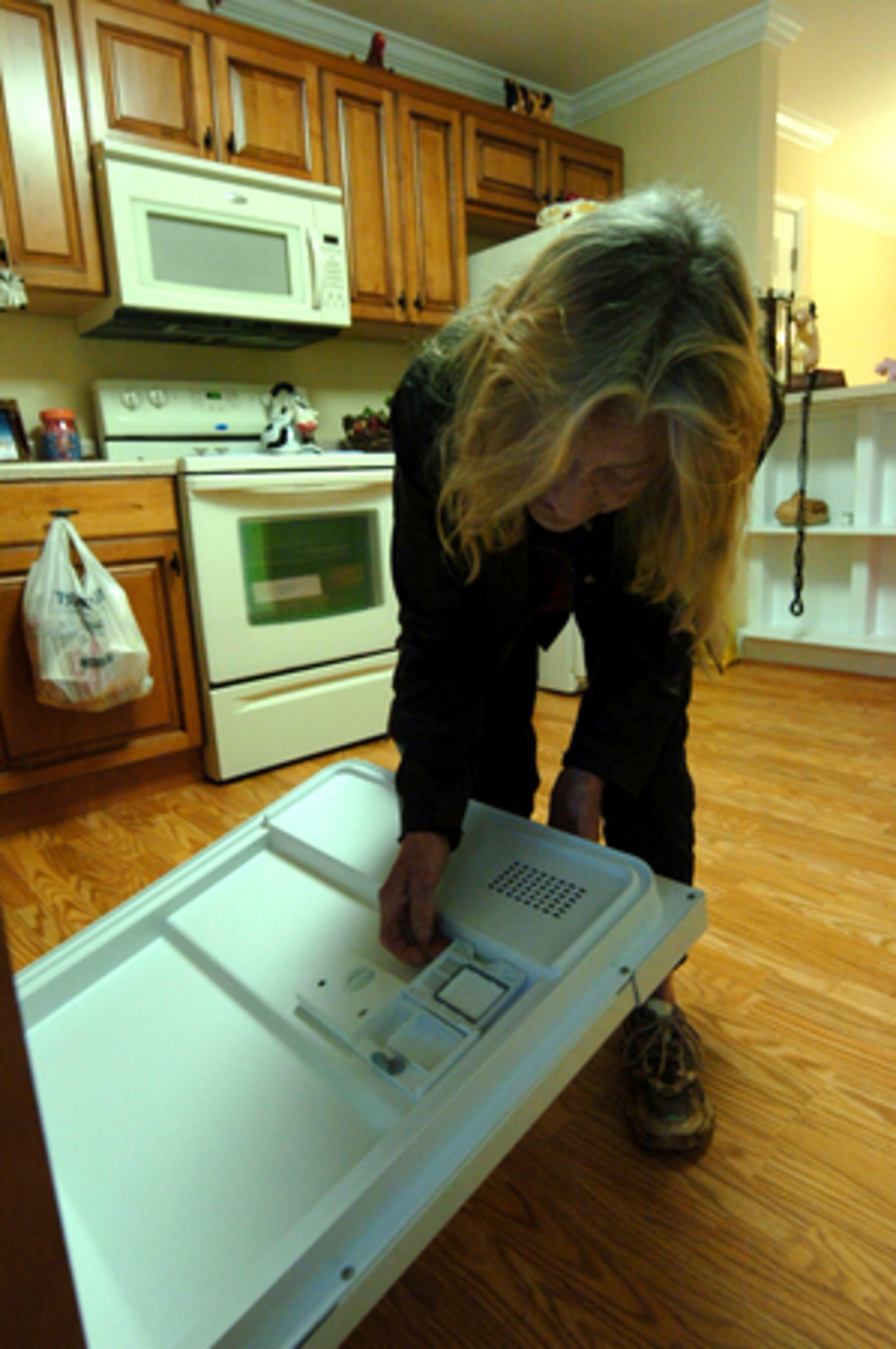 Dye is now settled in. "This is one of the good things about county government," said Commissioner William Edwards, who was among county officials who recently made the trip to Dye's house for a ceremonial handing over of the key.