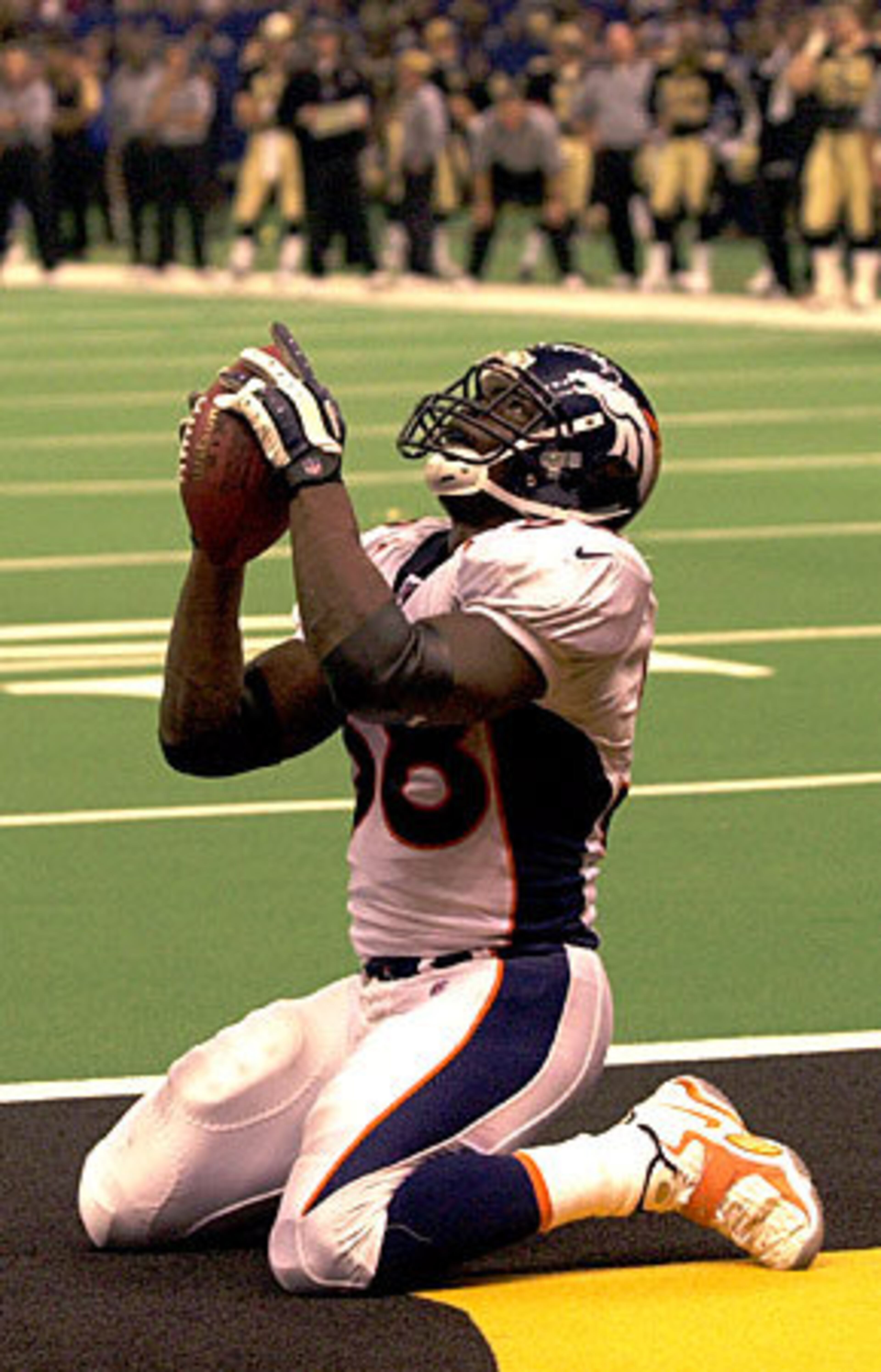 2000 - Mike Anderson, Denver Broncos (RB): Rushed for 1,487 yards and 15 TDs. Last played for Baltimore in 2007.