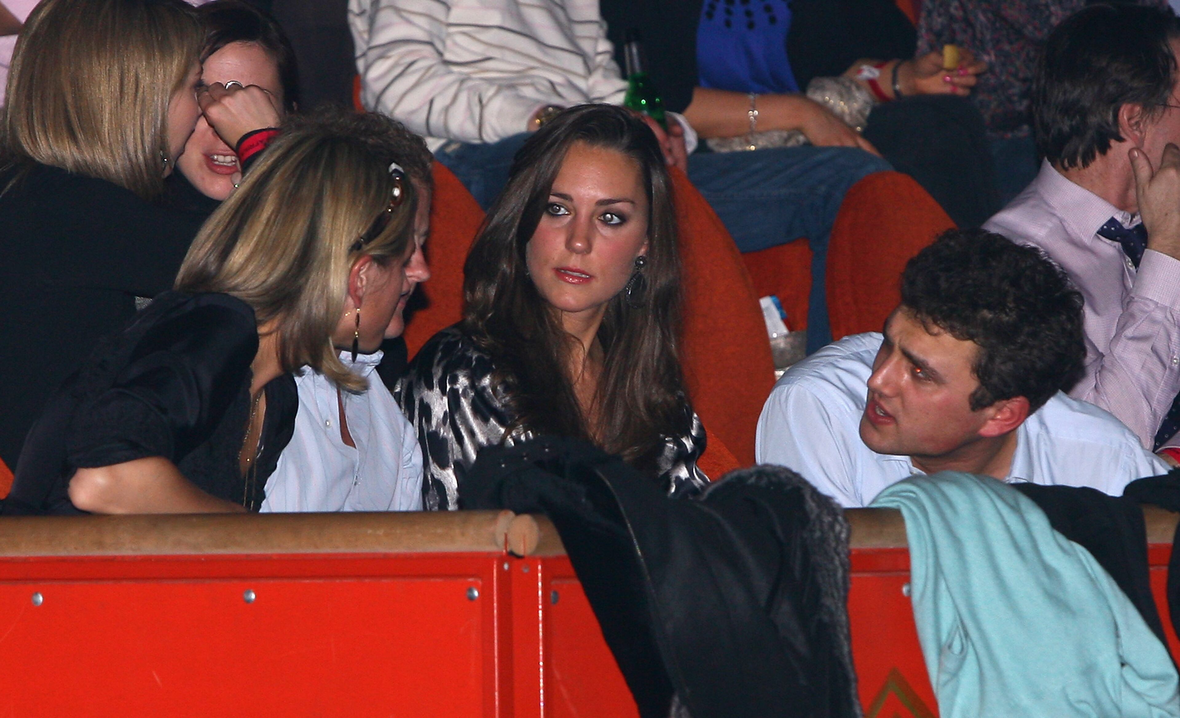 Kate Middleton and friends watch the AFRIKA! AFRIKA! show at the O2 Arena on January 17, 2008 in London, England. AFRIKA! AFRIKA! is a circus spectacular celebrating the best of the arts from the African continent. (Photo by Gareth Cattermole/Getty Images)