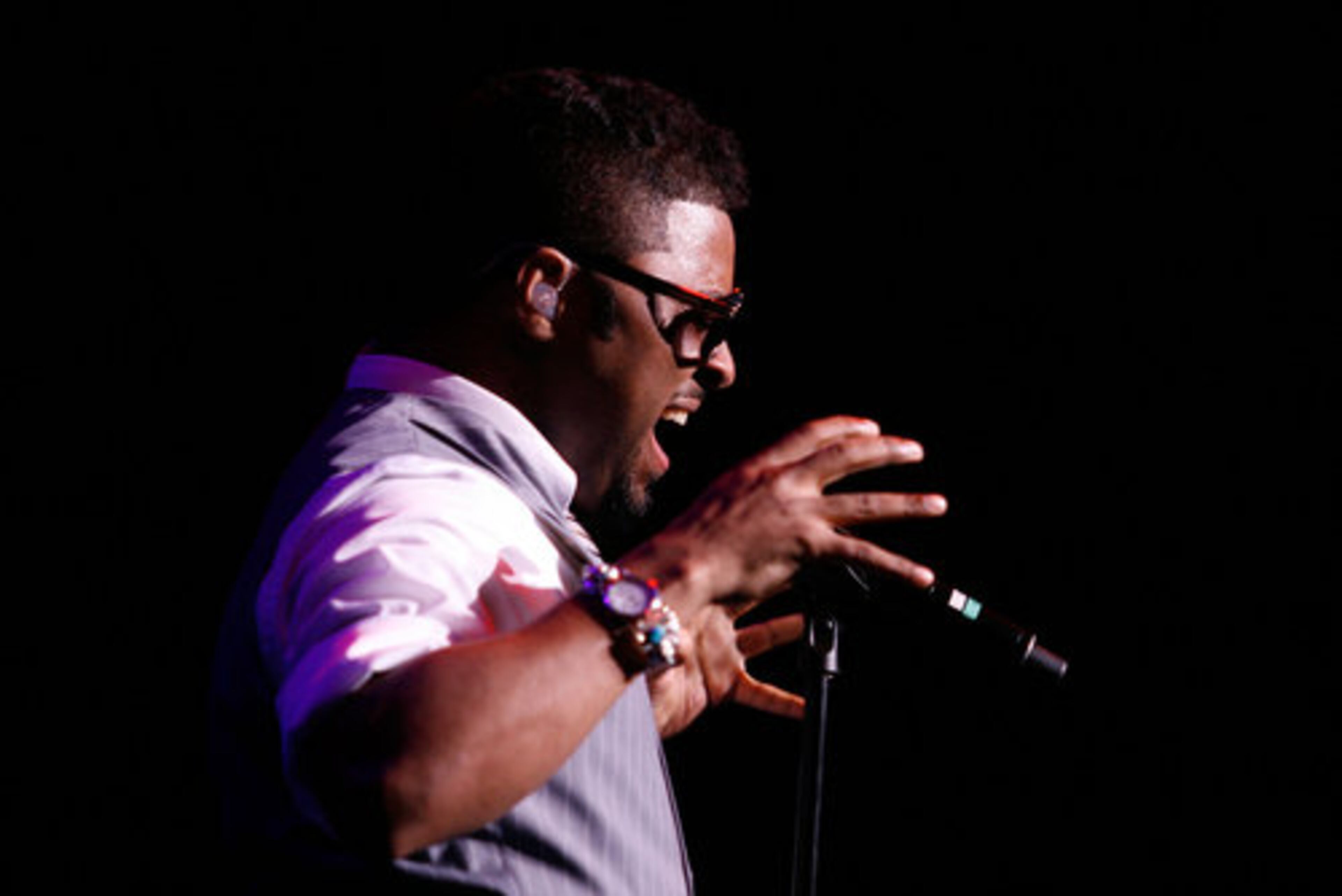 Musiq's biggest hits include "Halfcrazy," "Dontchange," "B.U.D.D.Y." and "Teachme." He played songs from all of his albums during the Ne-Yo concert.