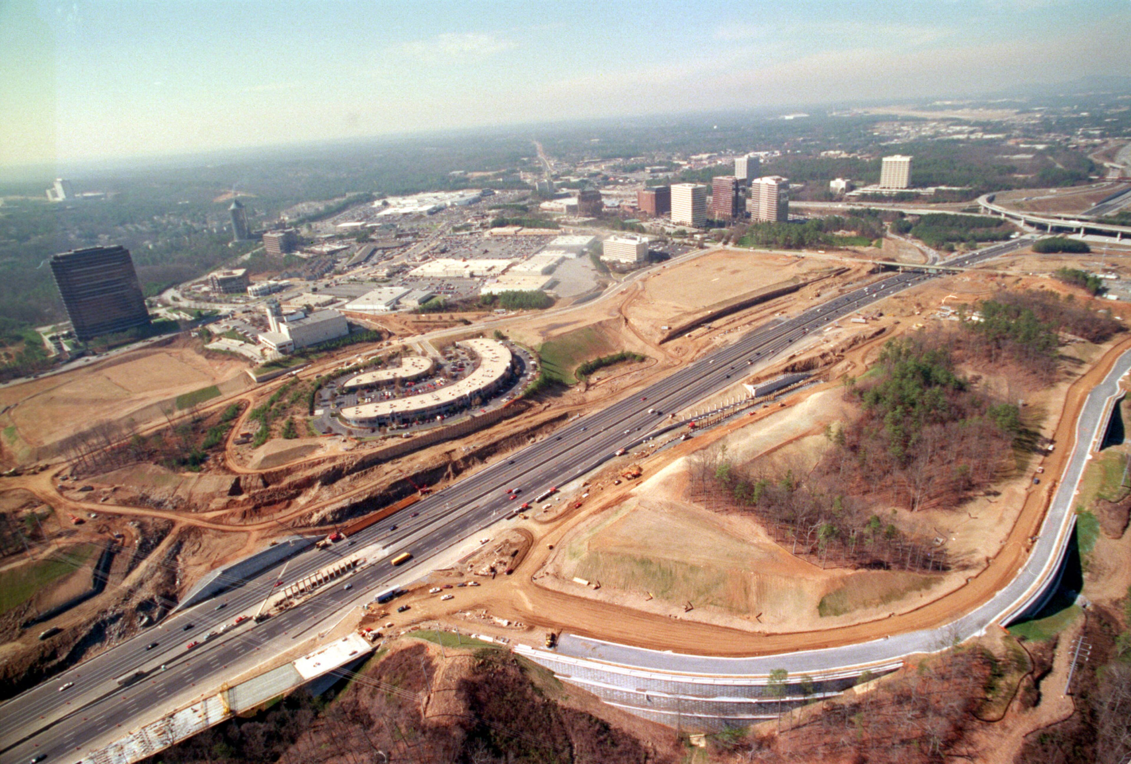 970207 - Smyrna, Georgia - aerial view looking NW up I-75 at the Platinum Triangle area, which contains Cumberland Mall and the Galleria in Cobb county Georgia on April 9, 1997. (AJC Staff Photo/John Spink)