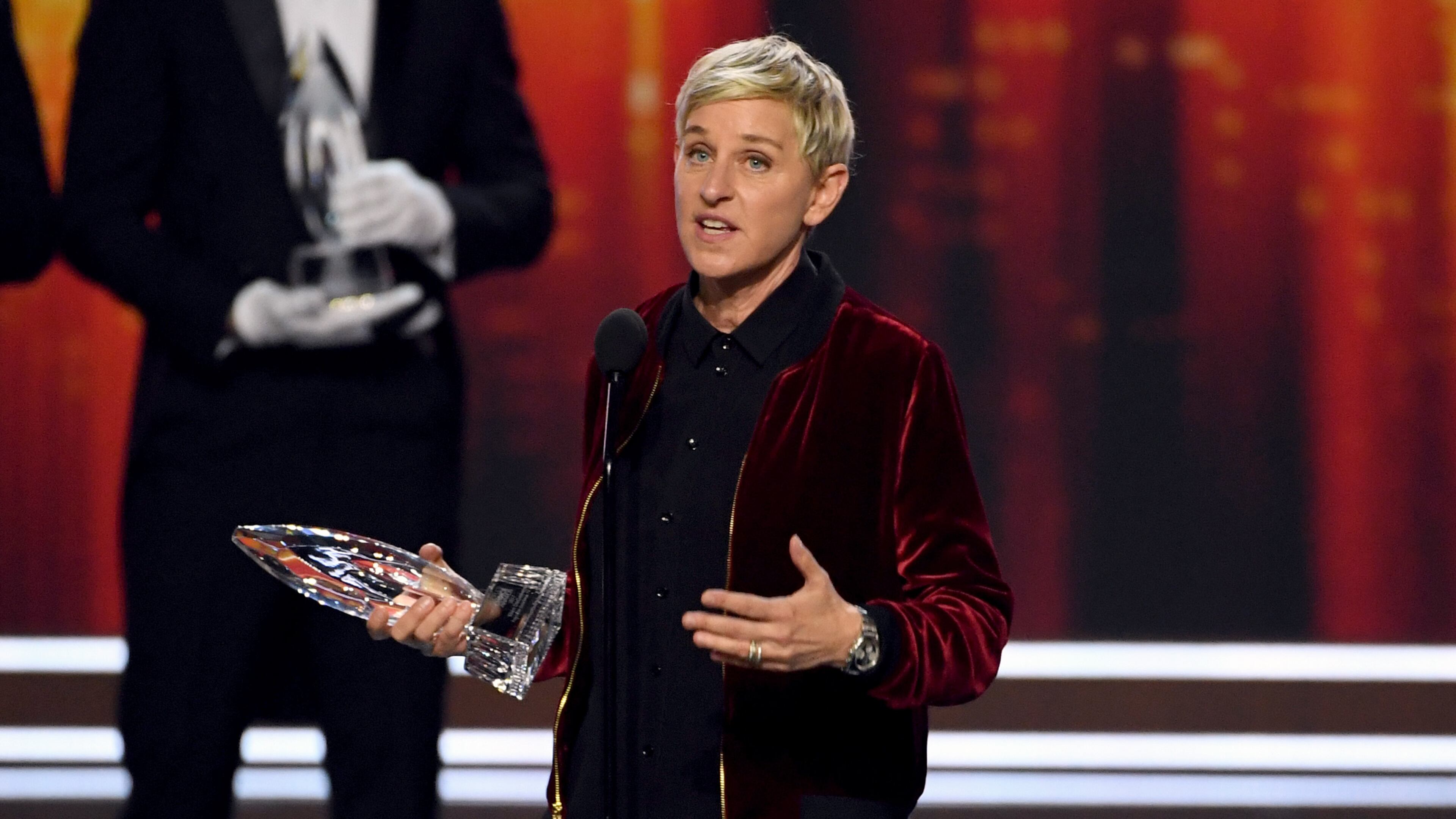 LOS ANGELES, CA - JANUARY 18: Actress/TV host Ellen DeGeneres accepts Favorite Animated Movie Voice for 'Finding Dory' onstage during the People's Choice Awards 2017 at Microsoft Theater on January 18, 2017 in Los Angeles, California. DeGeneres opened her Tuesday show with a monologue likening the plot of the film to those (Photo by Kevin Winter/Getty Images)