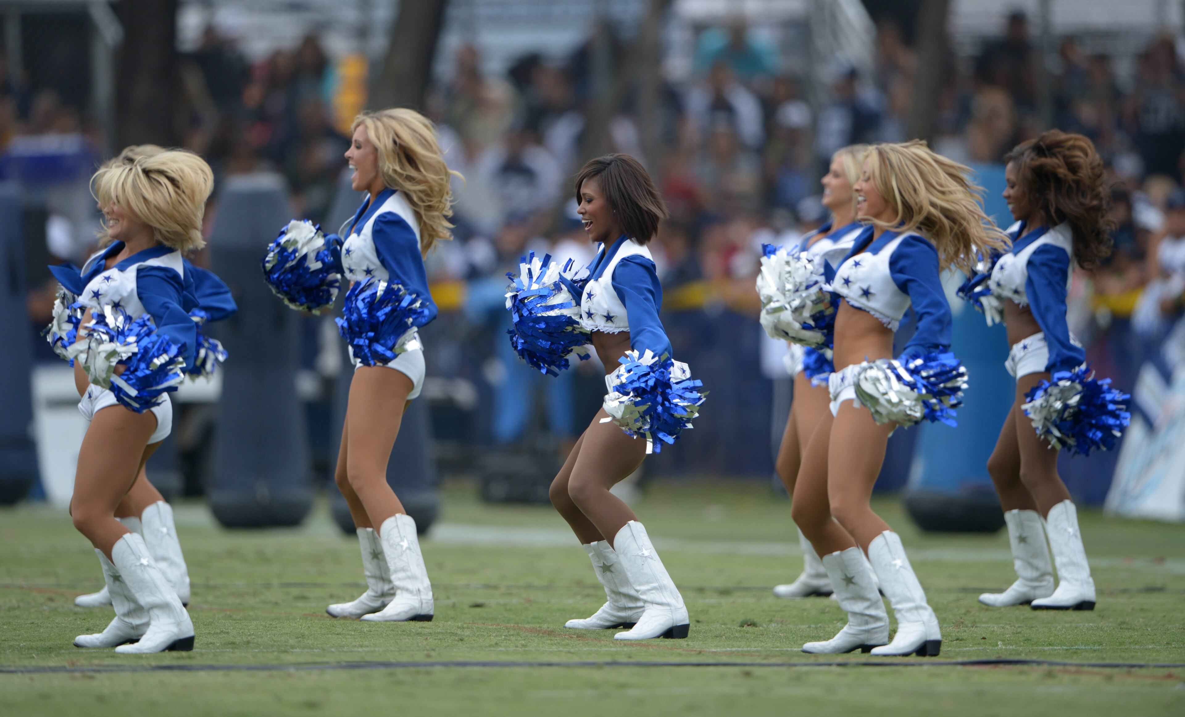 Cowboys cheerleaders show their spirit.