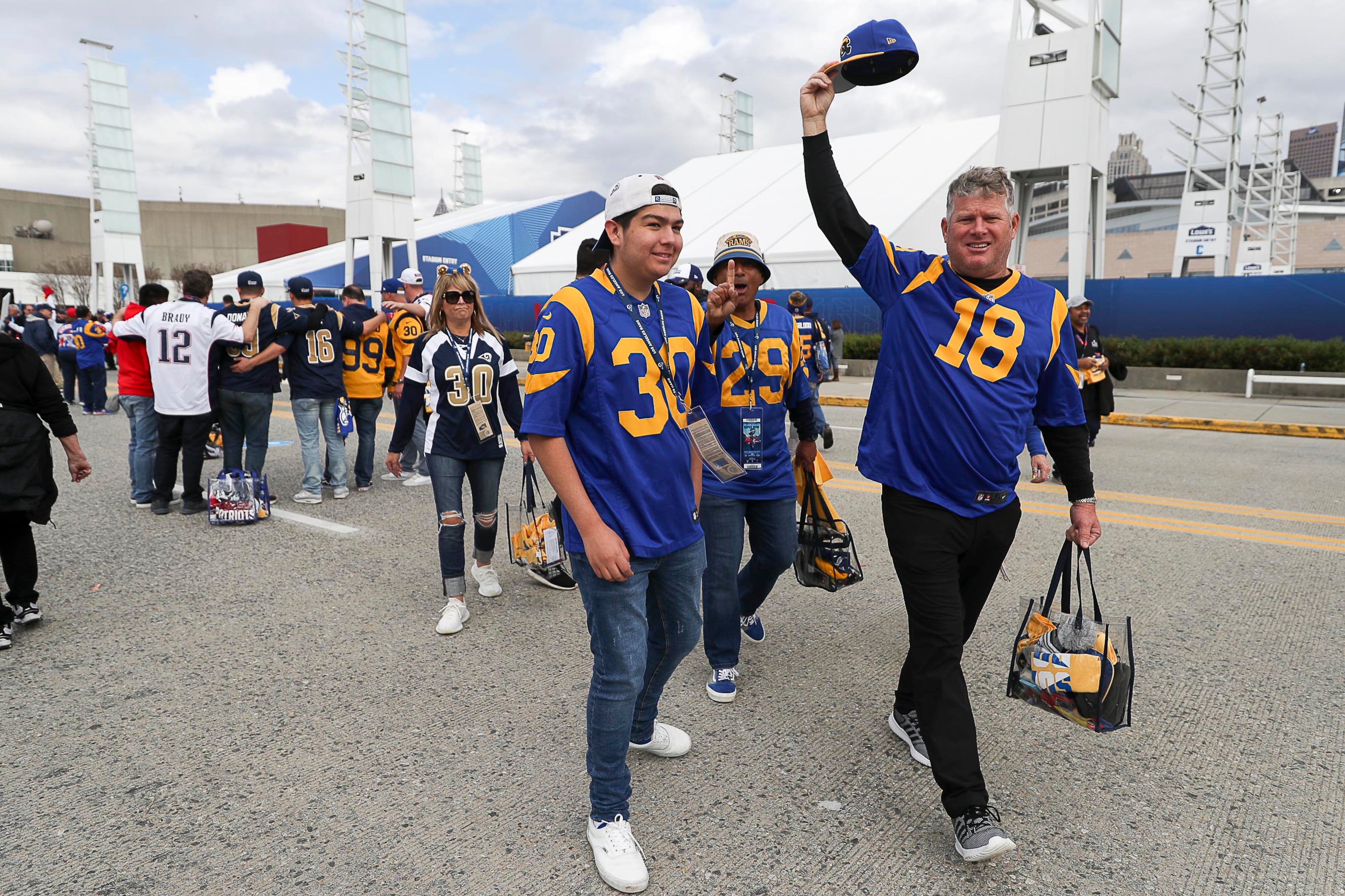 02/03/2019 -- Atlanta, Georgia -- Los Angeles Rams fans begin to enter the tailgate zone near Mercedes-Benz Stadium before the start of the NFL Super Bowl 53 football game, Sunday, February 3, 2019. (ALYSSA POINTER/ALYSSA.POINTER@AJC.COM)