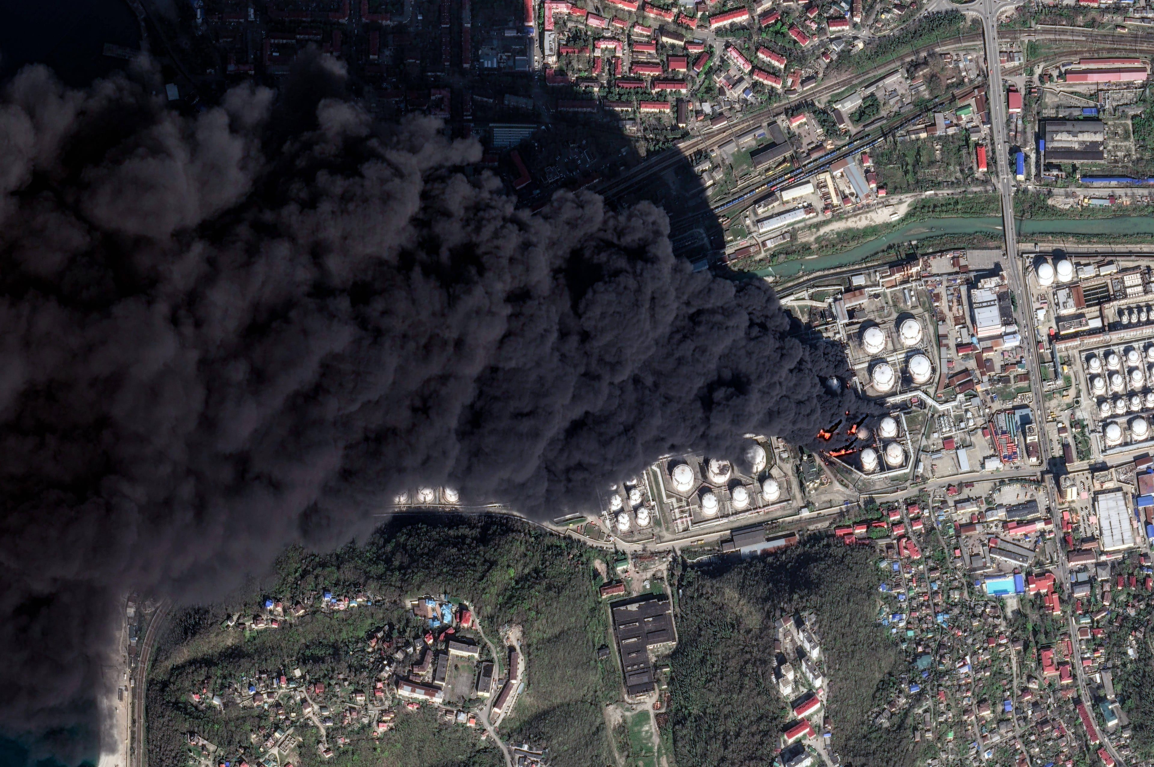 Russia Ukraine Oil Attacks