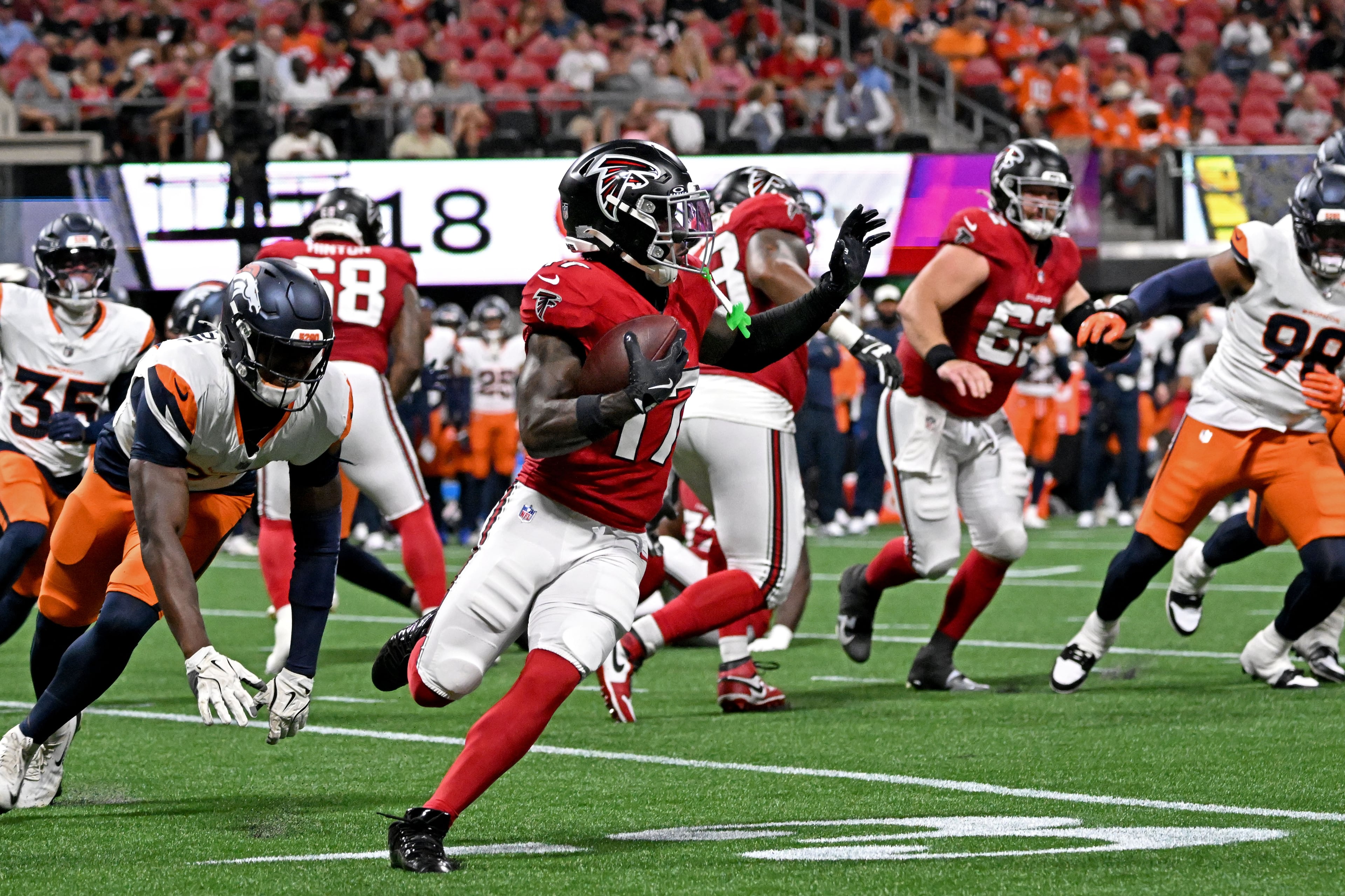 Falcons wide receiver Zachariah Branch runs the ball during their preseason game against the Denver Broncos at Mercedes-Benz Stadium on Friday, Aug. 14, 2026, in Atlanta. (Hyosub Shin/AJC)