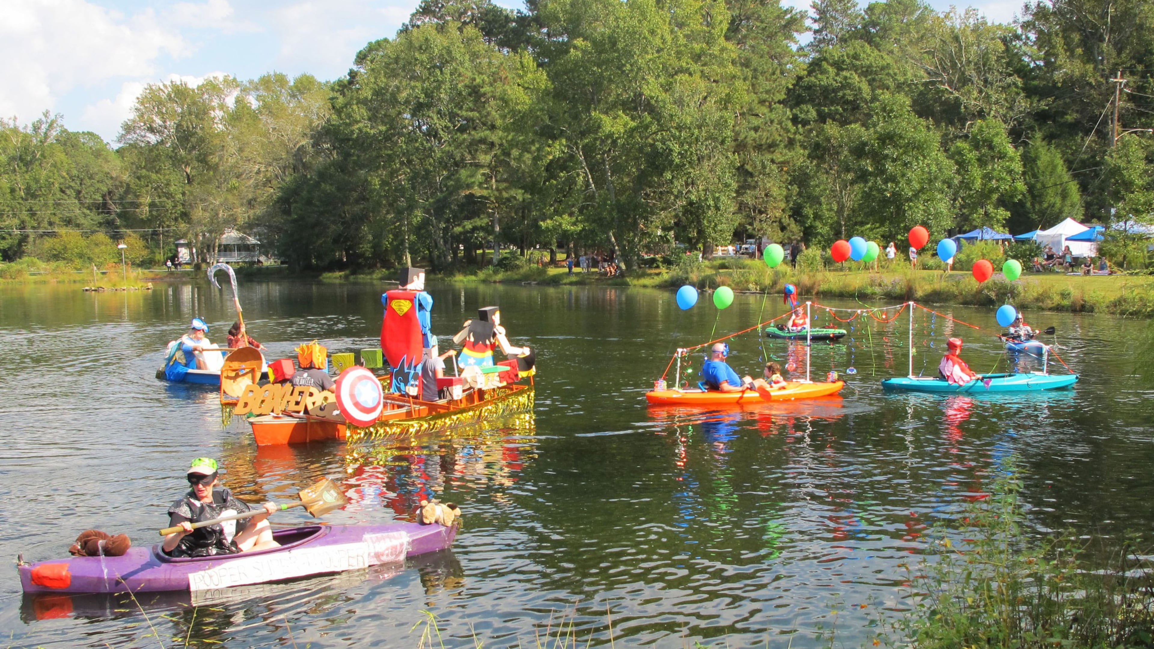 The Paddlepalooza race returns at this year's Pine LakeFest. (Courtesy Pine LakeFest)