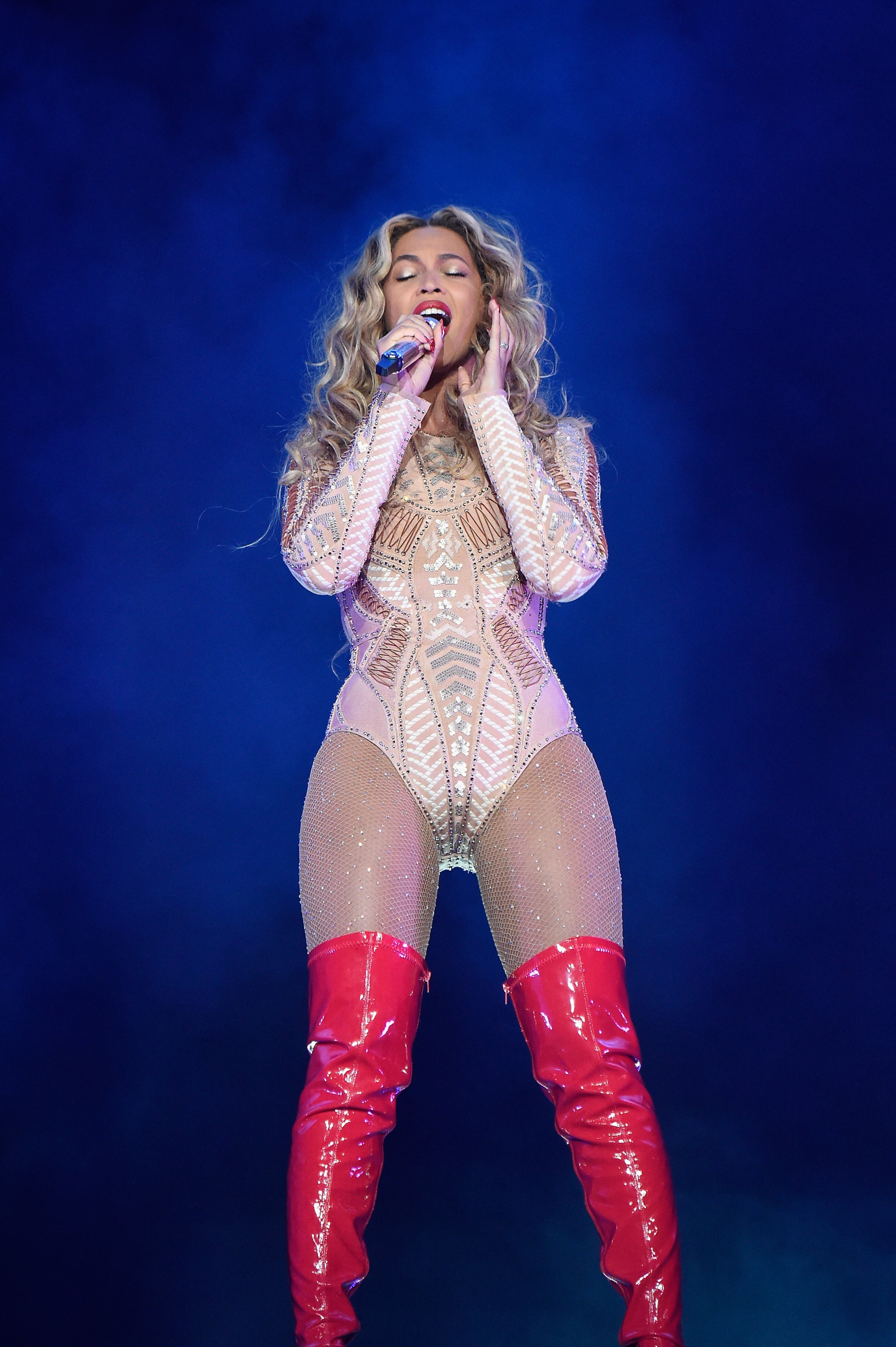 PHILADELPHIA, PA - SEPTEMBER 05: Beyonce performs onstage during the 2015 Budweiser Made in America Festival at Benjamin Franklin Parkway on September 5, 2015 in Philadelphia, Pennsylvania. (Photo by Kevin Mazur/Getty Images for Anheuser-Busch)