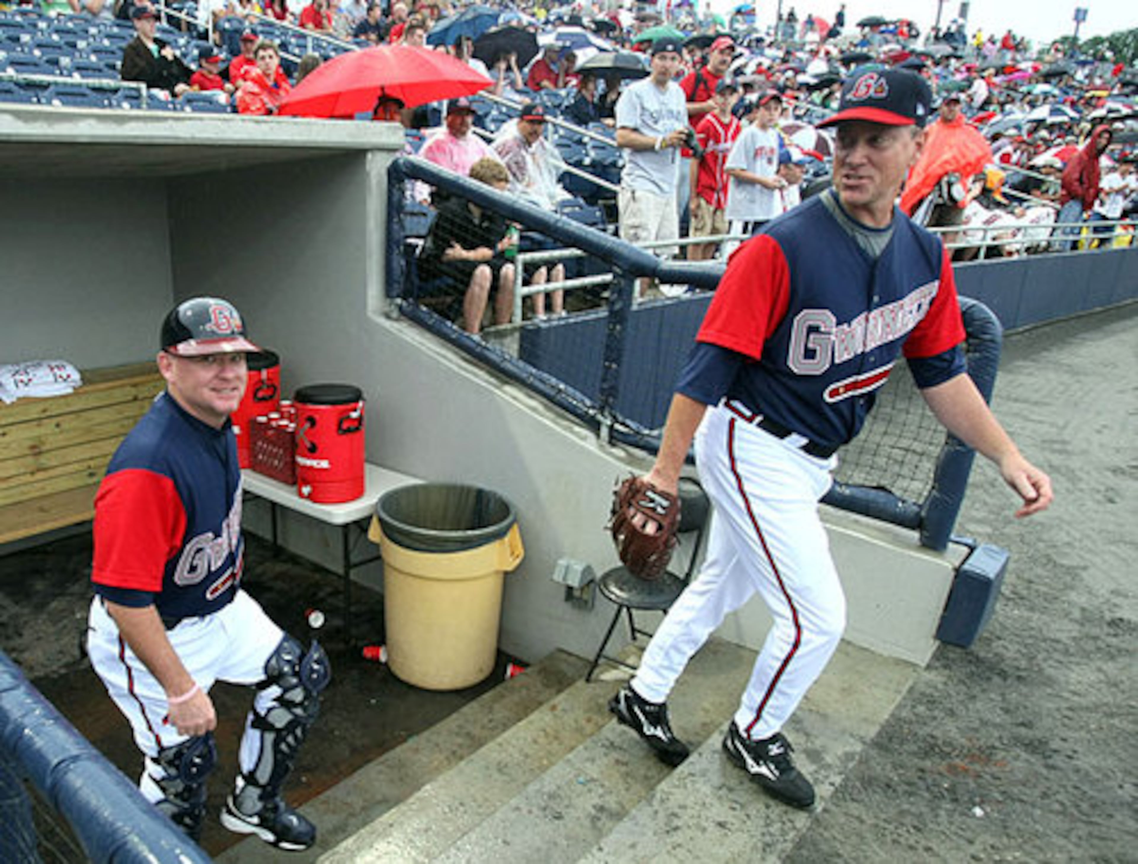 Glavine takes the field.
