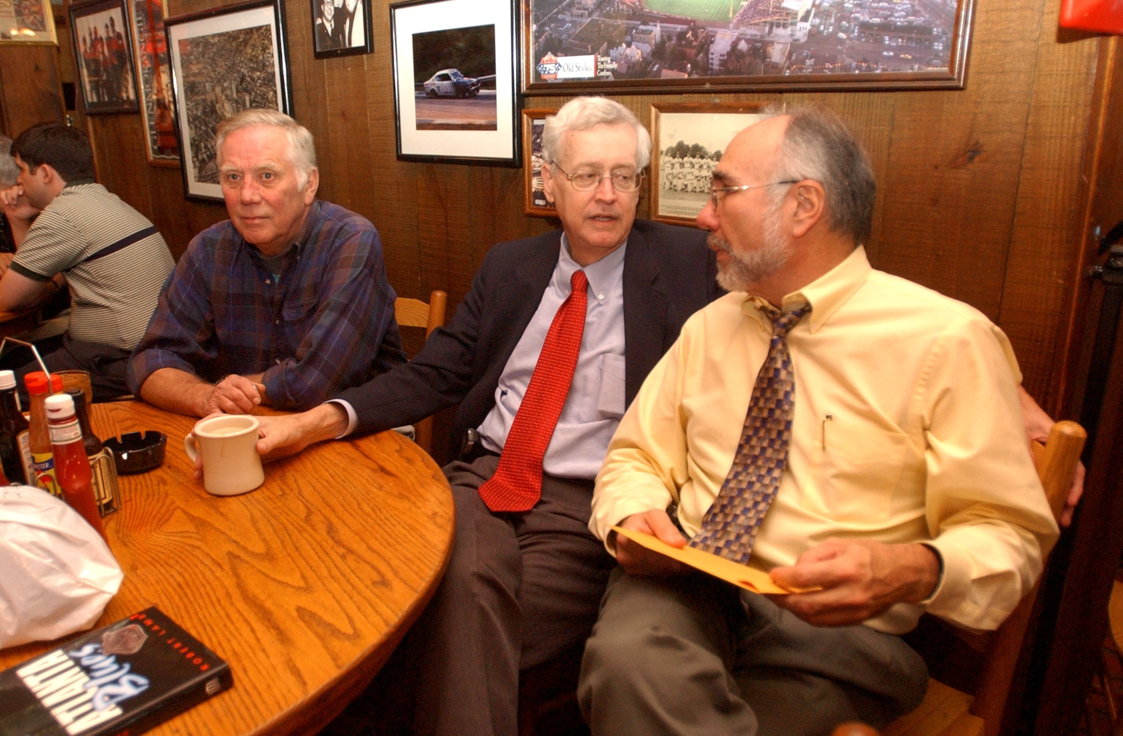 Richard Stogner was a fixture in Atlanta politics as he served under four Atlanta mayors and as a high-level official in DeKalb and Fulton counties. He was a Tuesday night regular at Manuel's Tavern. (RENEE' HANNANS HENRY/2004 AJC file)