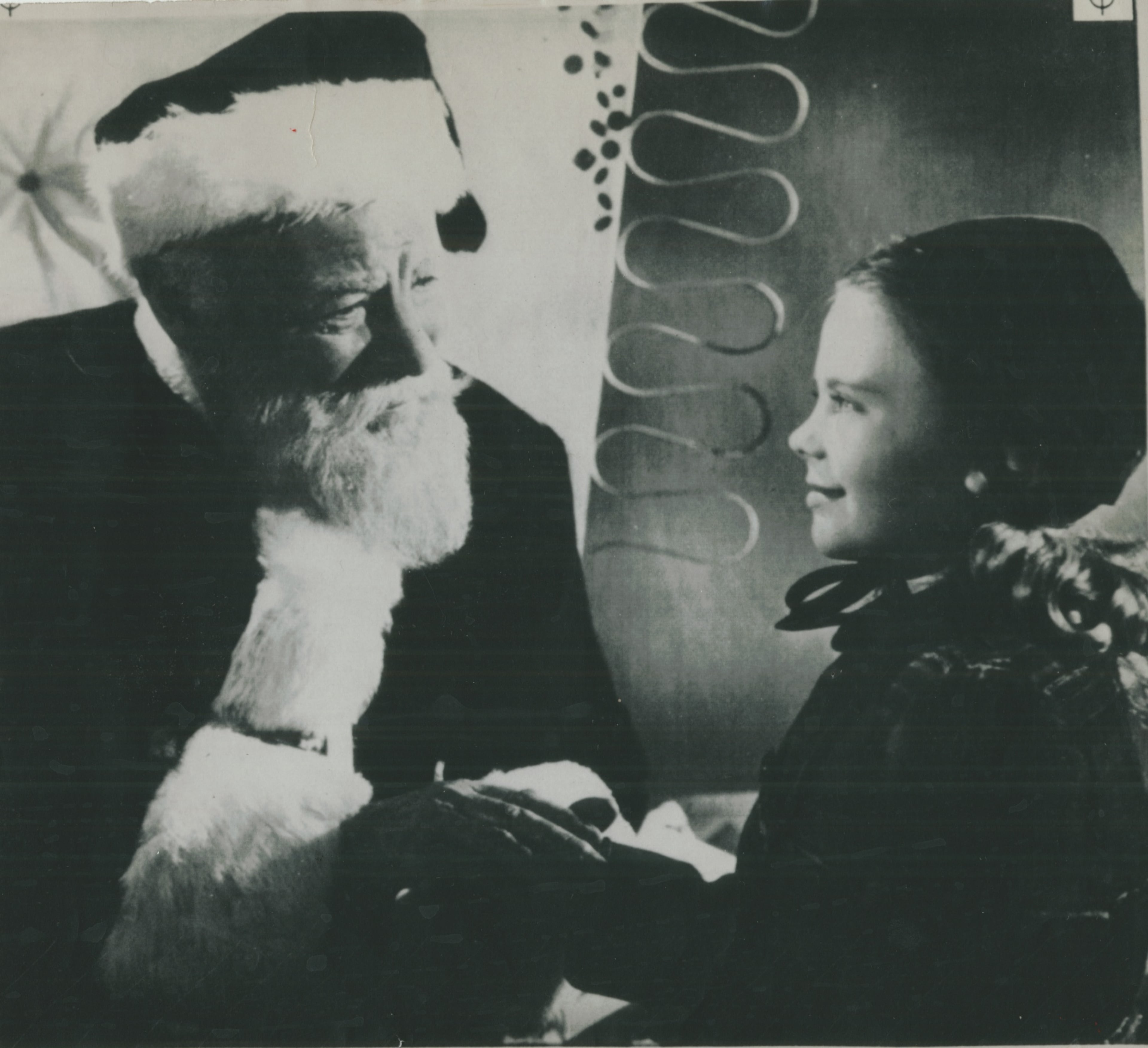 Many actors have taken a stab at the role of Santa Claus, including Edmund Gwenn in "Miracle on 34th Street" (1947). Others on the Wikipedia list who have played the role follow.