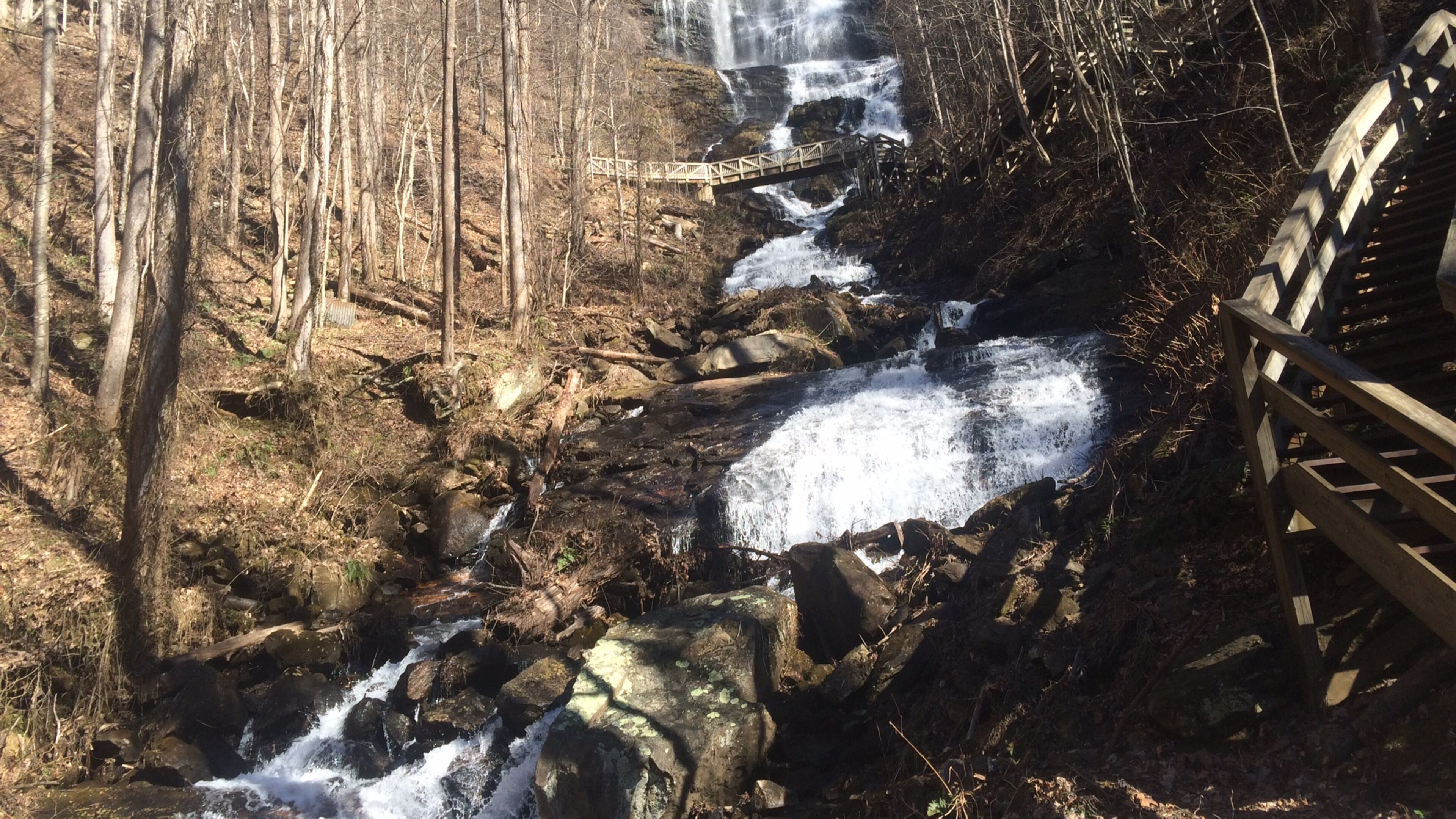 Amicalola Falls in Dawson County is the tallest ‘fall in the Southeast — and now there’s an app for getting there. Photo by Jill Vejnoska jvejnoska@ajc.com