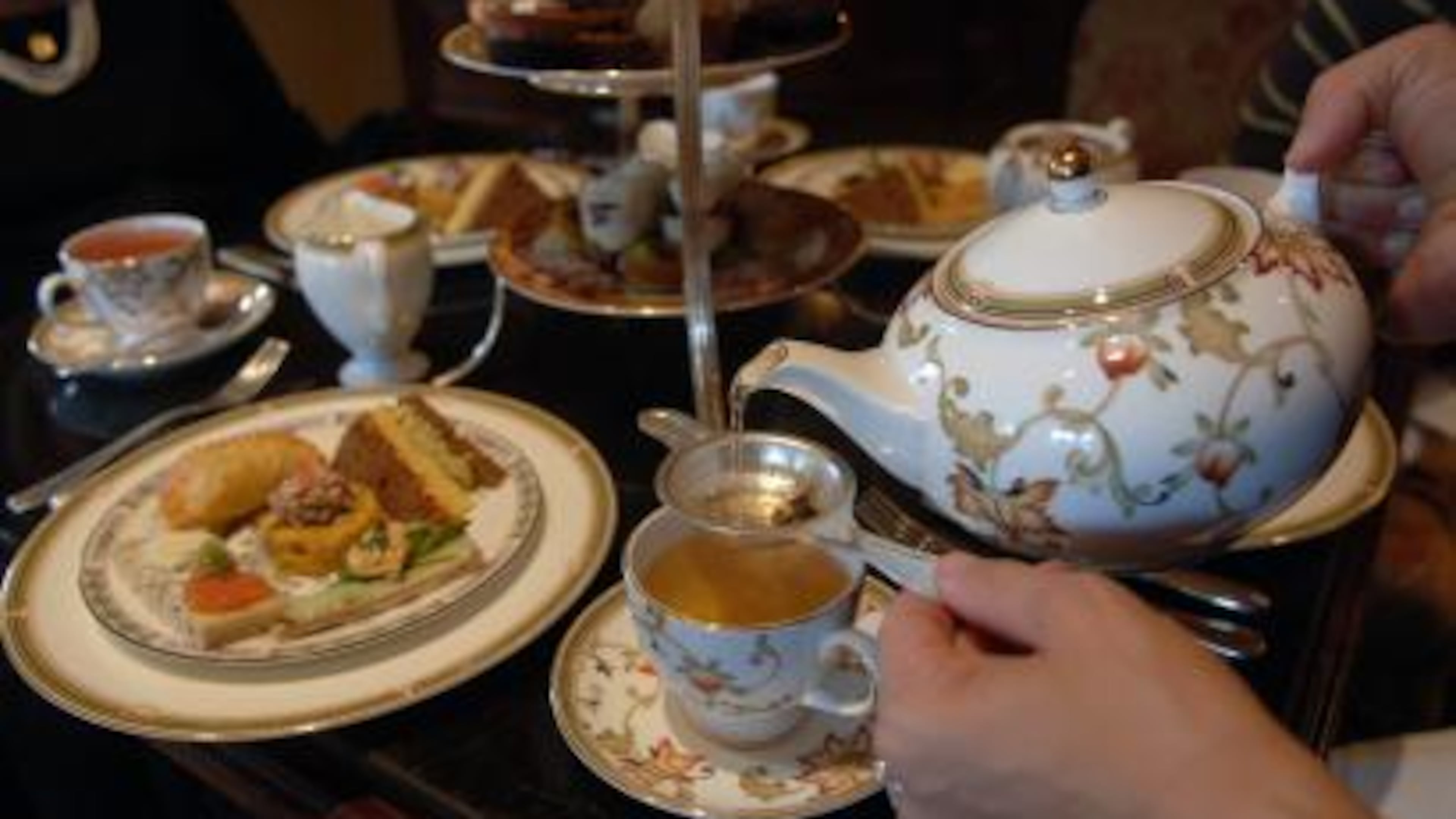 Afternoon tea is an option for Mother's Day celebration. (FILE PHOTO)