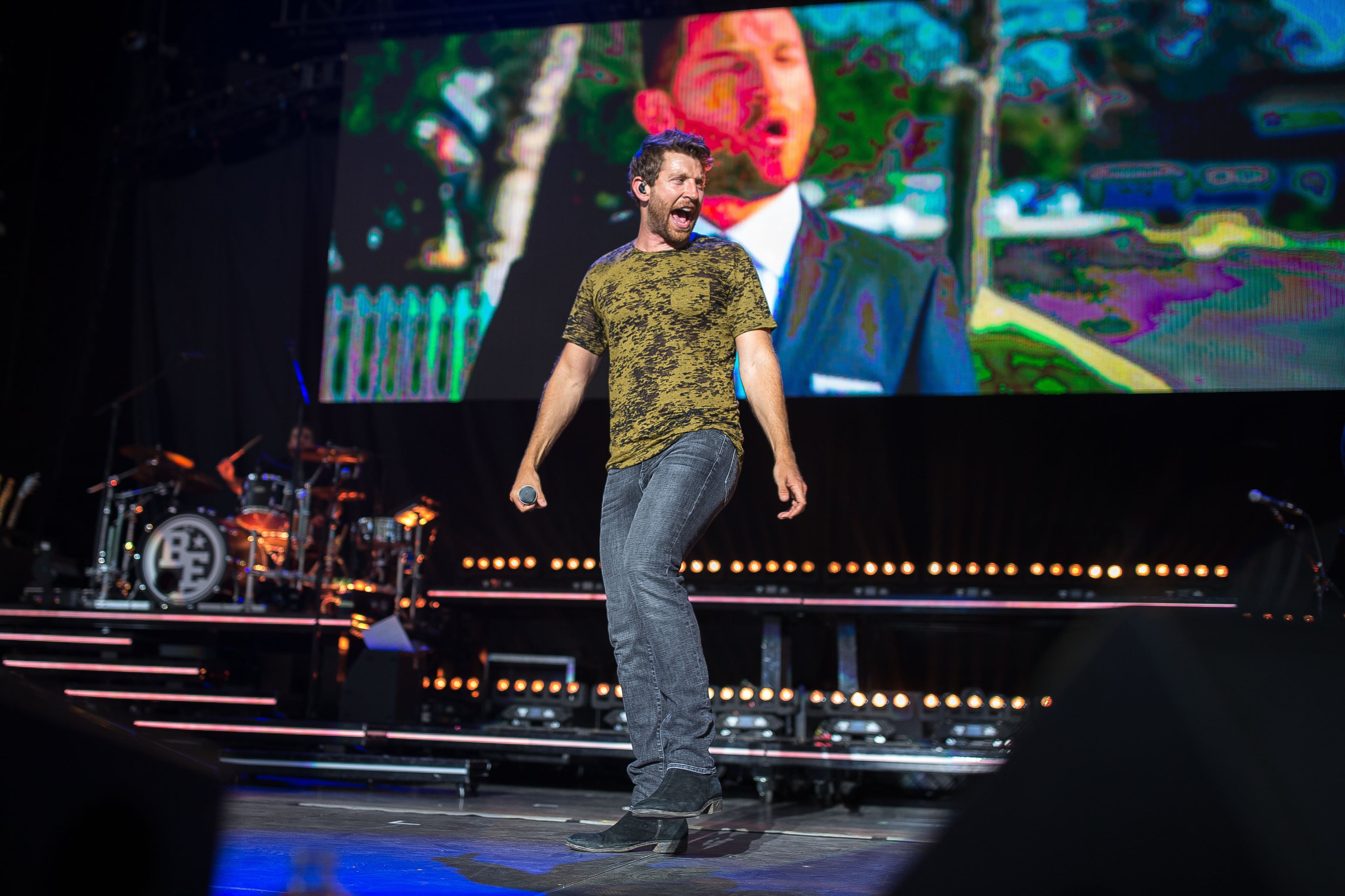 Artist Brett Eldredge performs at Verizon Amphitheatre, Thursday, June 15, 2017, in Alpharetta, Ga. BRANDEN CAMP/SPECIAL