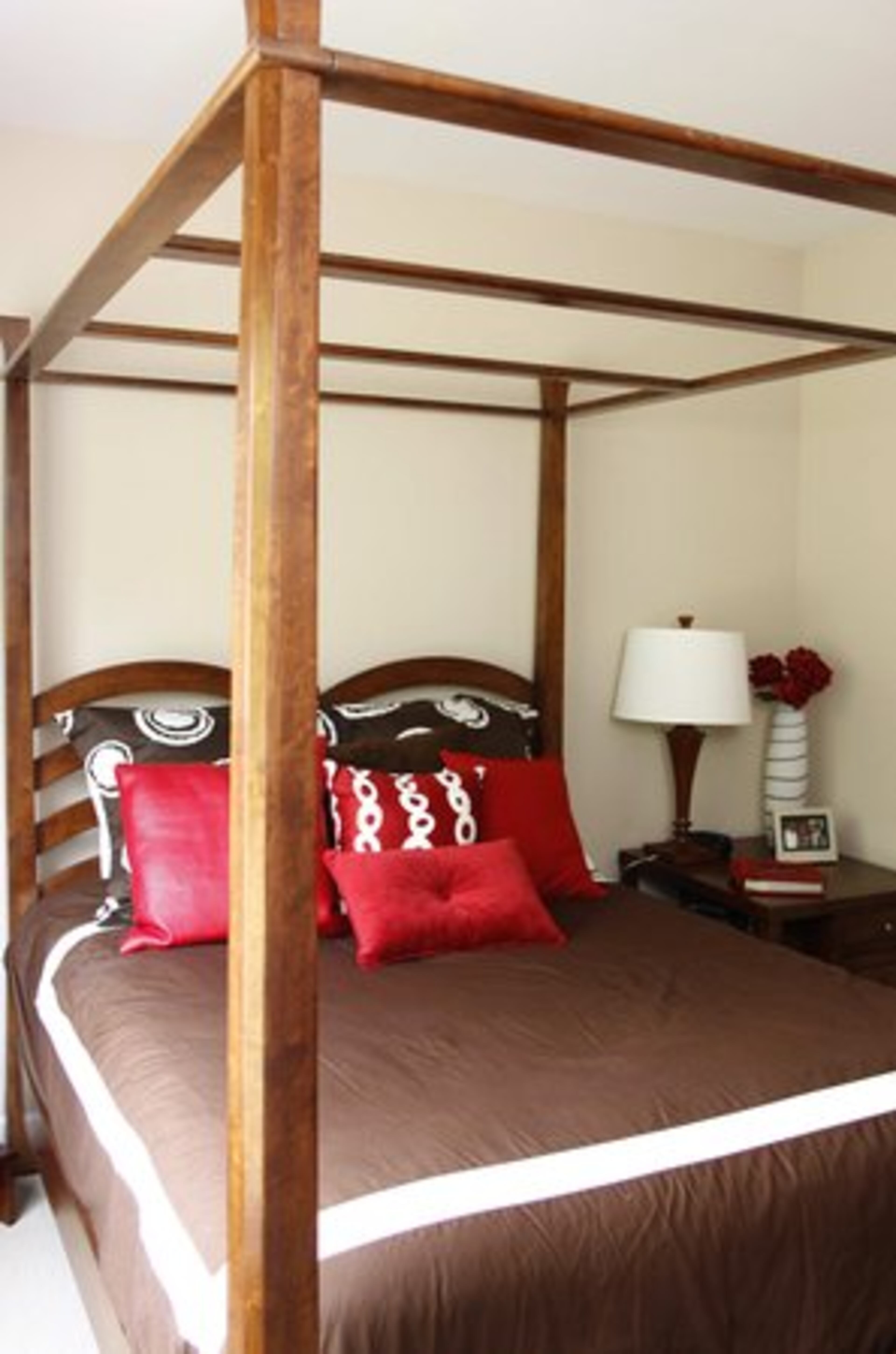 The guest room set off from the living room is a minimalist retreat.