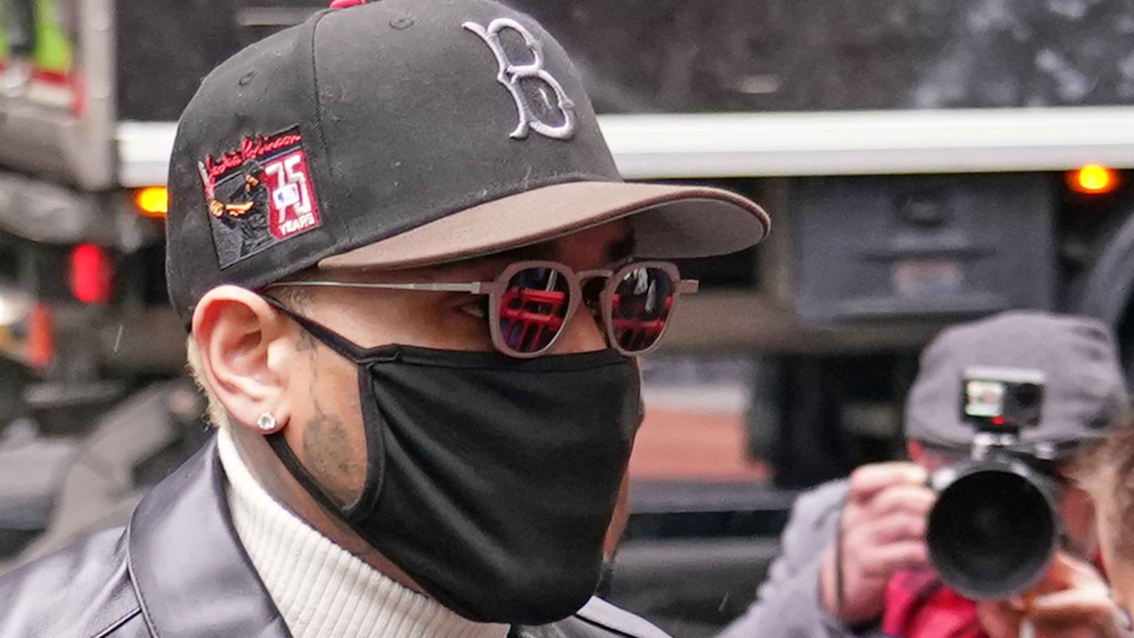 R&B singer Chris Brown arrives at Southwark Crown court for being sentenced over a nightclub attack in London, Monday, Oct. 26, 2026.(AP Photo/Alberto Pezzali)