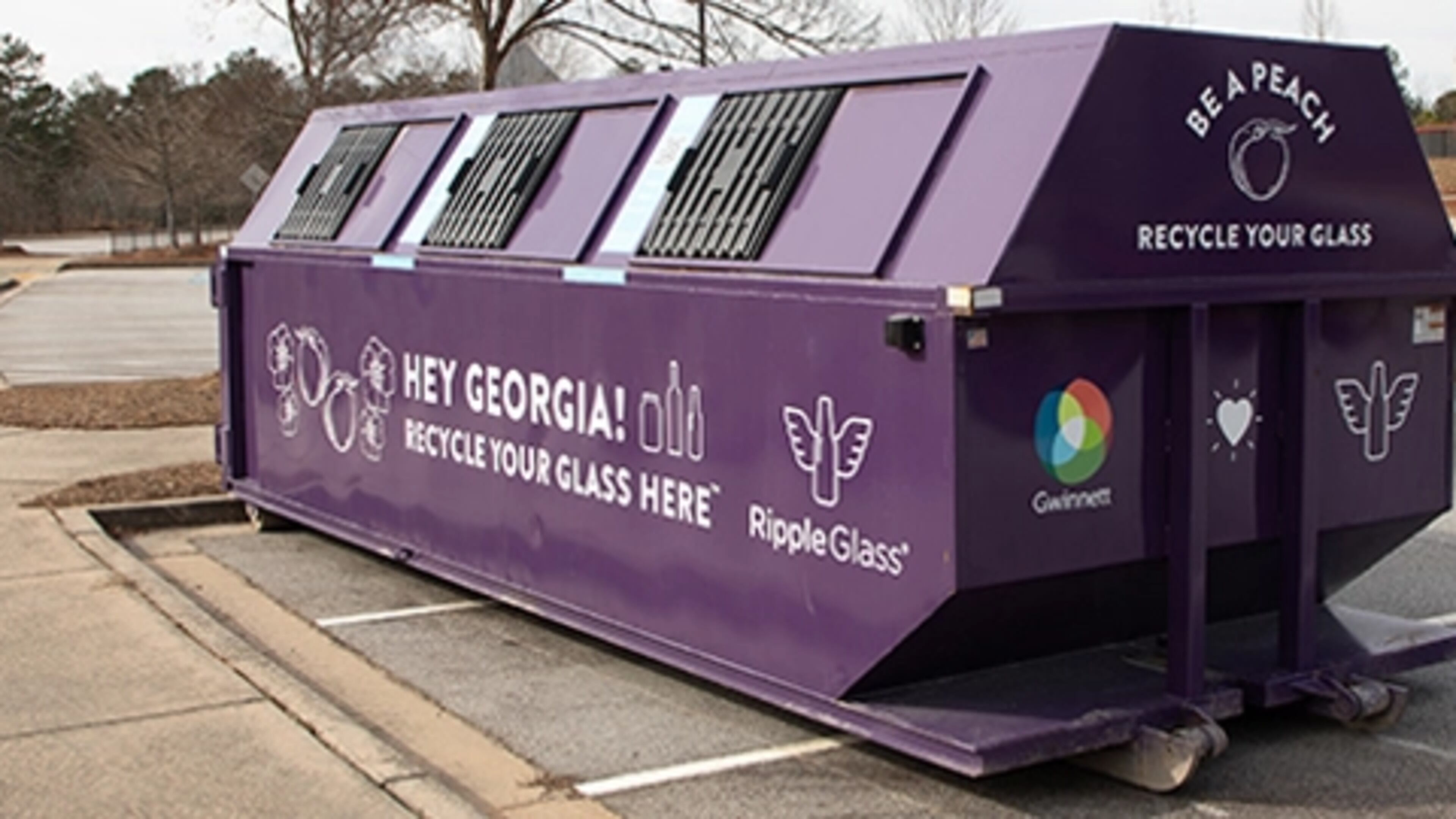 In partnership with Ripple Glass, a glass recycling company, Gwinnett County and Gwinnett Clean & Beautiful have added 10 new glass recycling locations across the county, giving residents more spaces to drop off glass for safe and sustainable recycling.