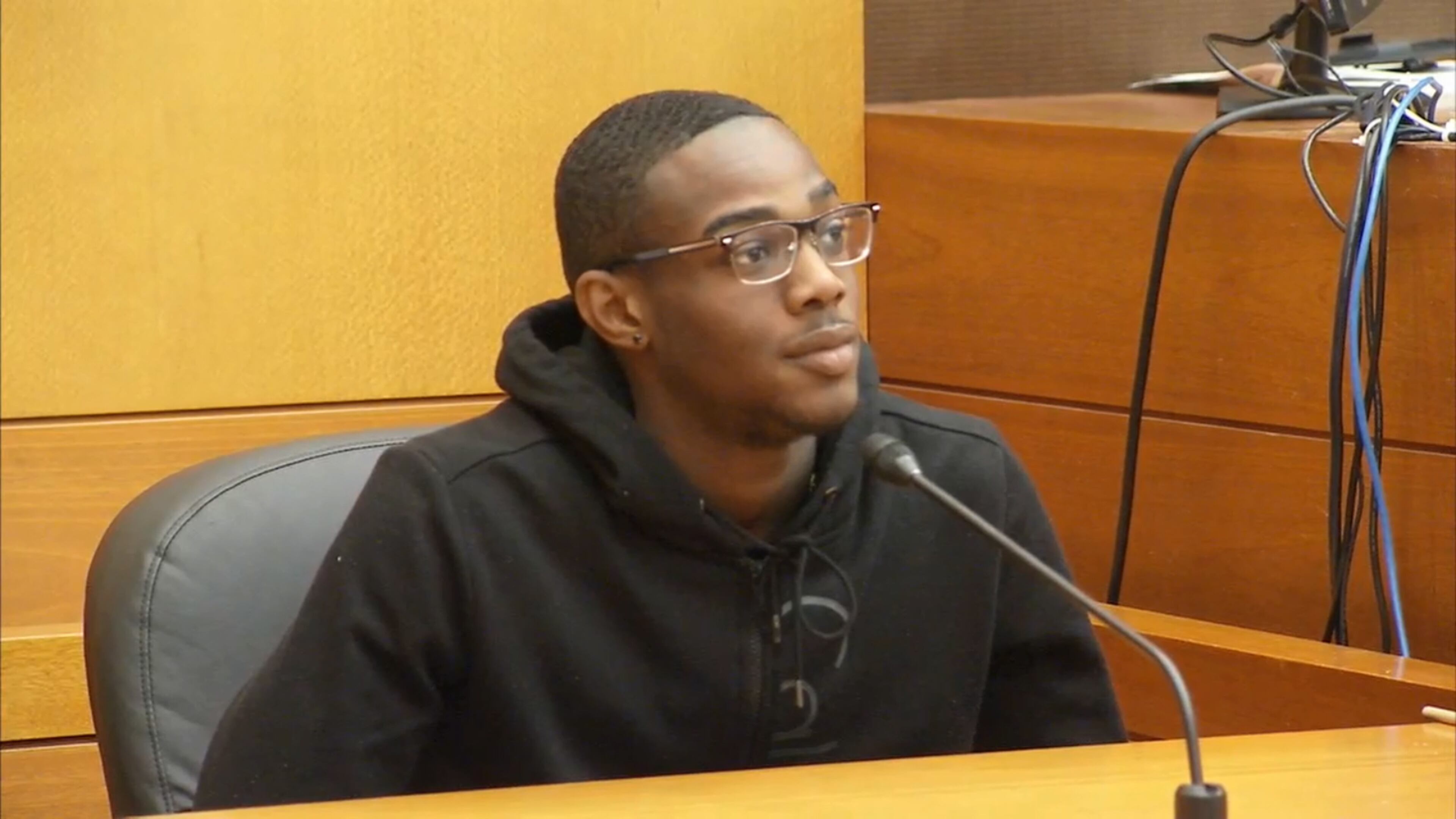 Jonathan Moore, a waiter at the Longhorn Steakhouse where the McIvers ate, testifies during the murder trial of Tex McIver on March 14, 2018 at the Fulton County Courthouse. (Channel 2 Action News)