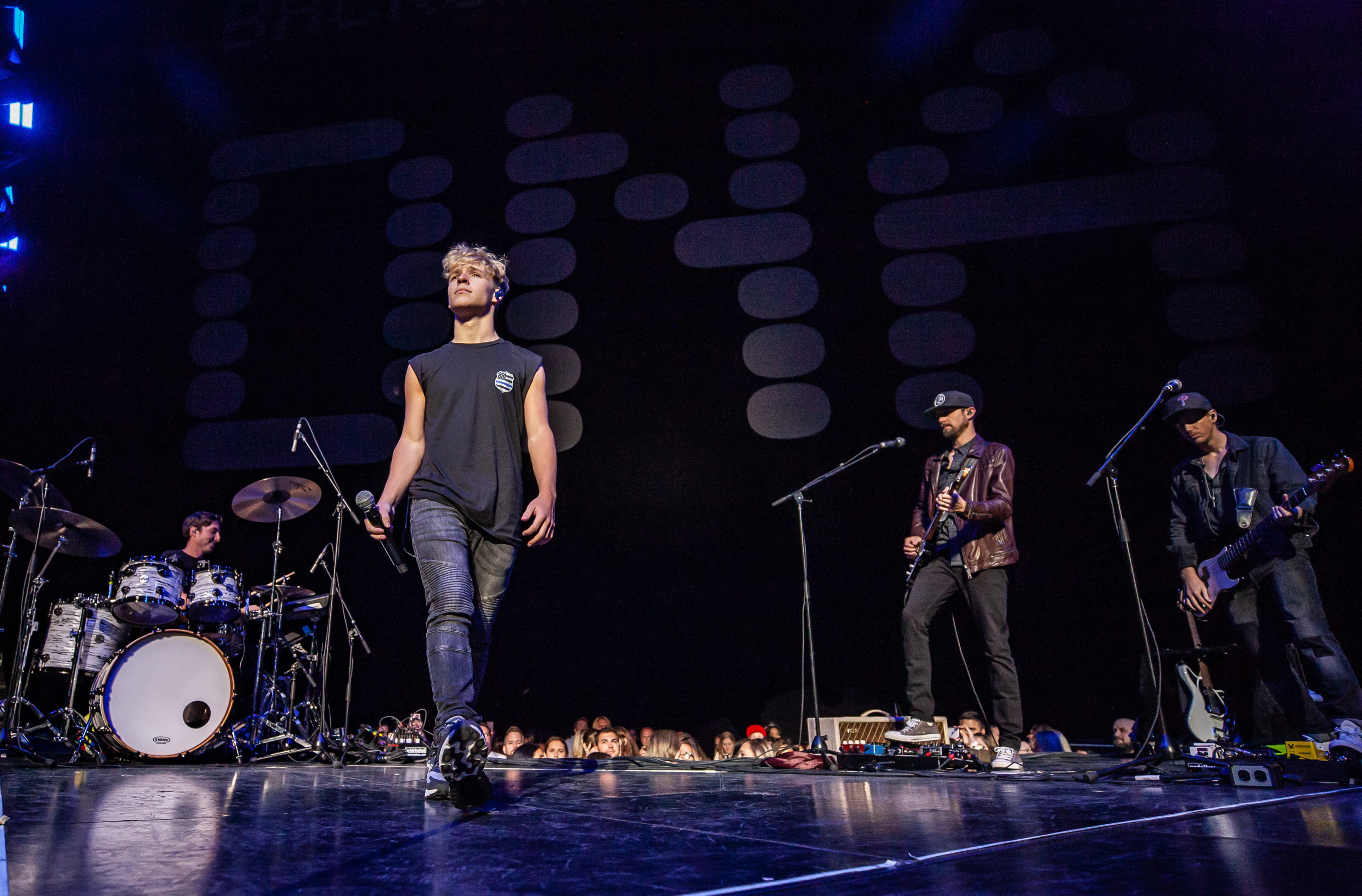 Baylee Littrell opens for Backstreet Boys @ State Farm Arena 8.21.19