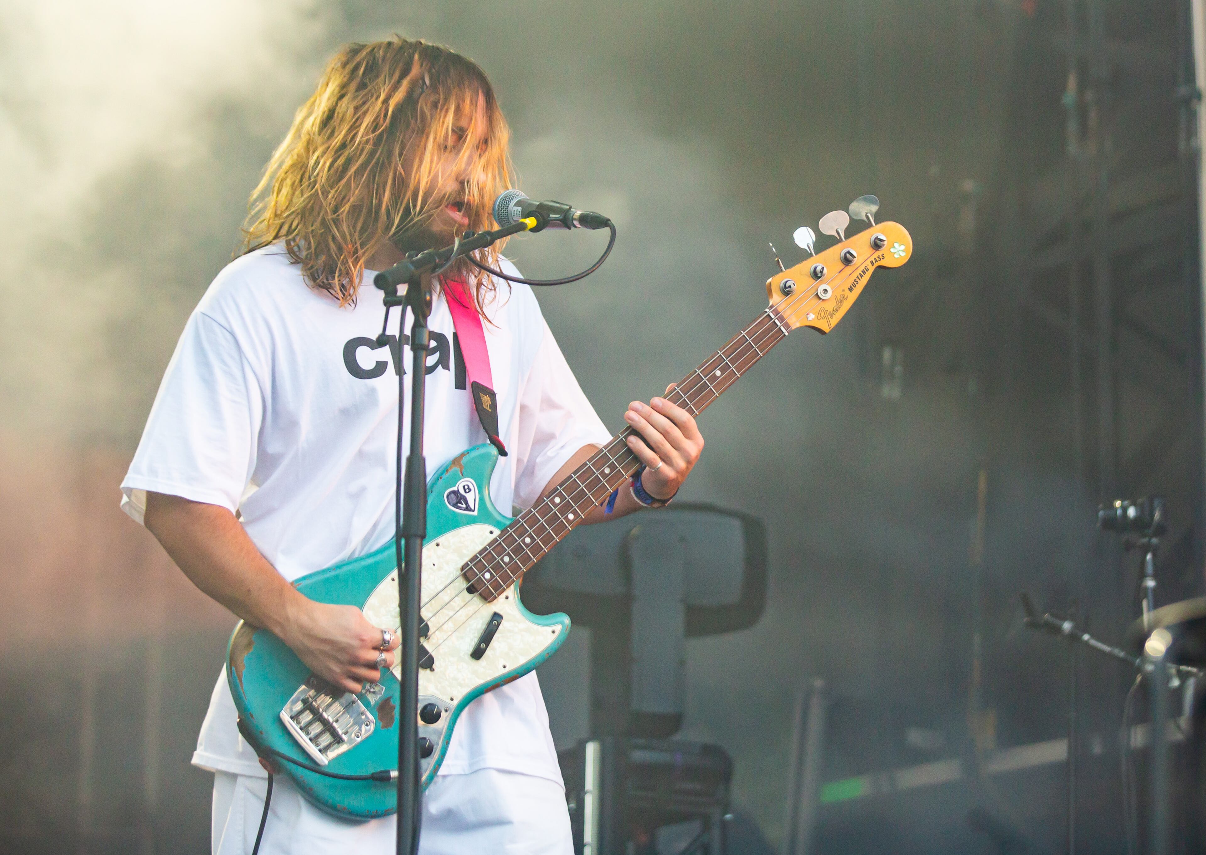 Atlanta, Ga. — British indie rockers Wet Leg drew a huge crowd on Sunday evening, Sept. 21, 2025, at Piedmont Park. Lead singer Rhian Teasdale showed why she’s become a standout star over the past year. (RYAN FLEISHER FOR THE ATLANTA JOURNAL-CONSTITUTION)