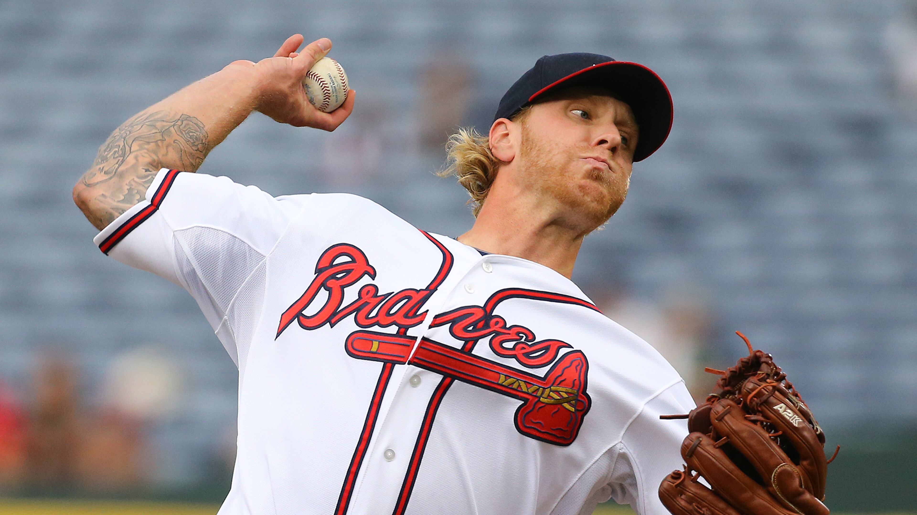 Braves pitcher Mike Foltynewicz delivers a pitch against the Giants during the first inning in a baseball game on Monday, August 3, 2015, in Atlanta. Curtis Compton / ccompton@ajc.com